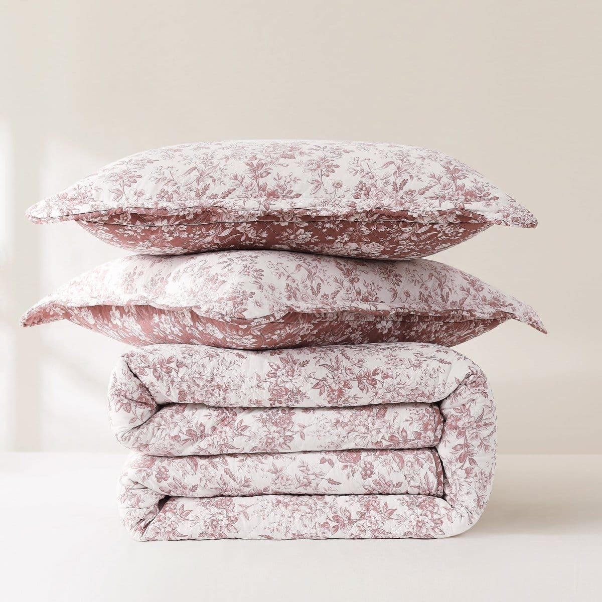 Peony Toile Reversible Cotton Quilt Set