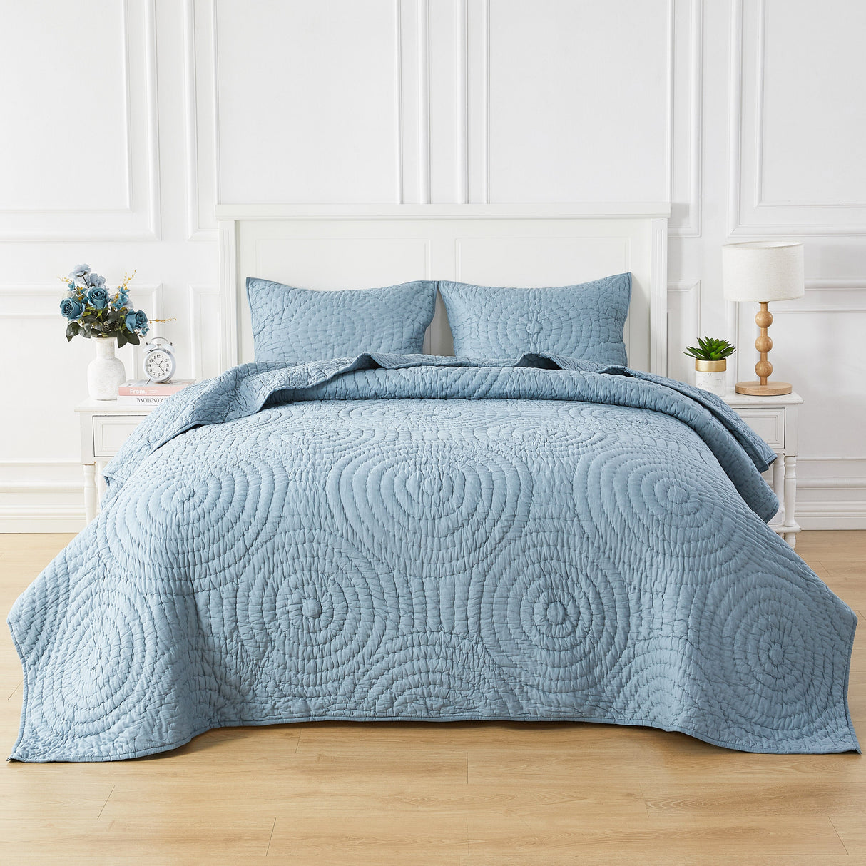 Halo Cotton Voile Hand Stitched Quilt Set