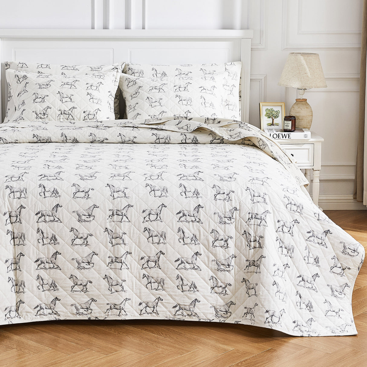 Horses Cotton Flannel Quilt Set