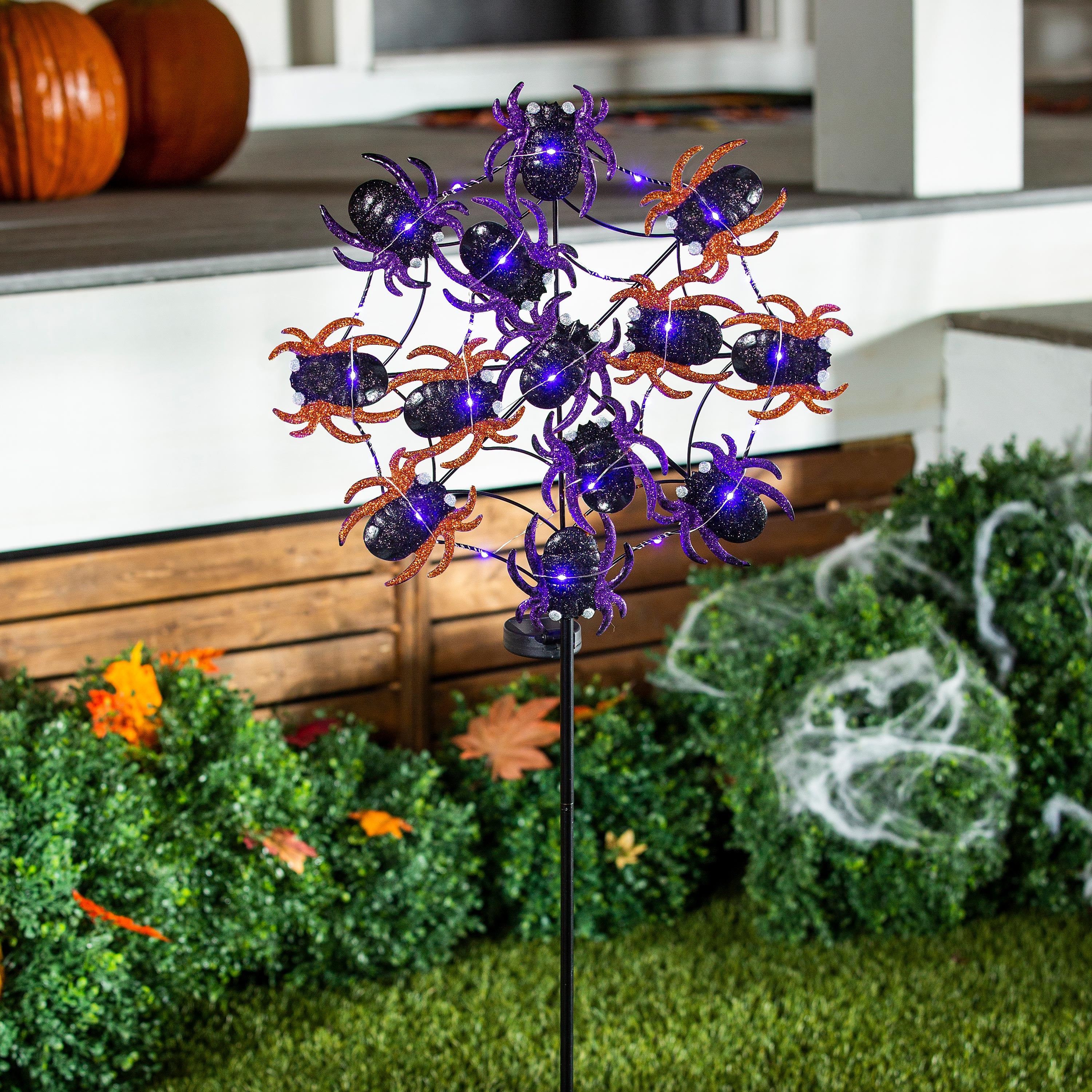 Web of Spiders Garden Stake with Solar Chasing Light Effect