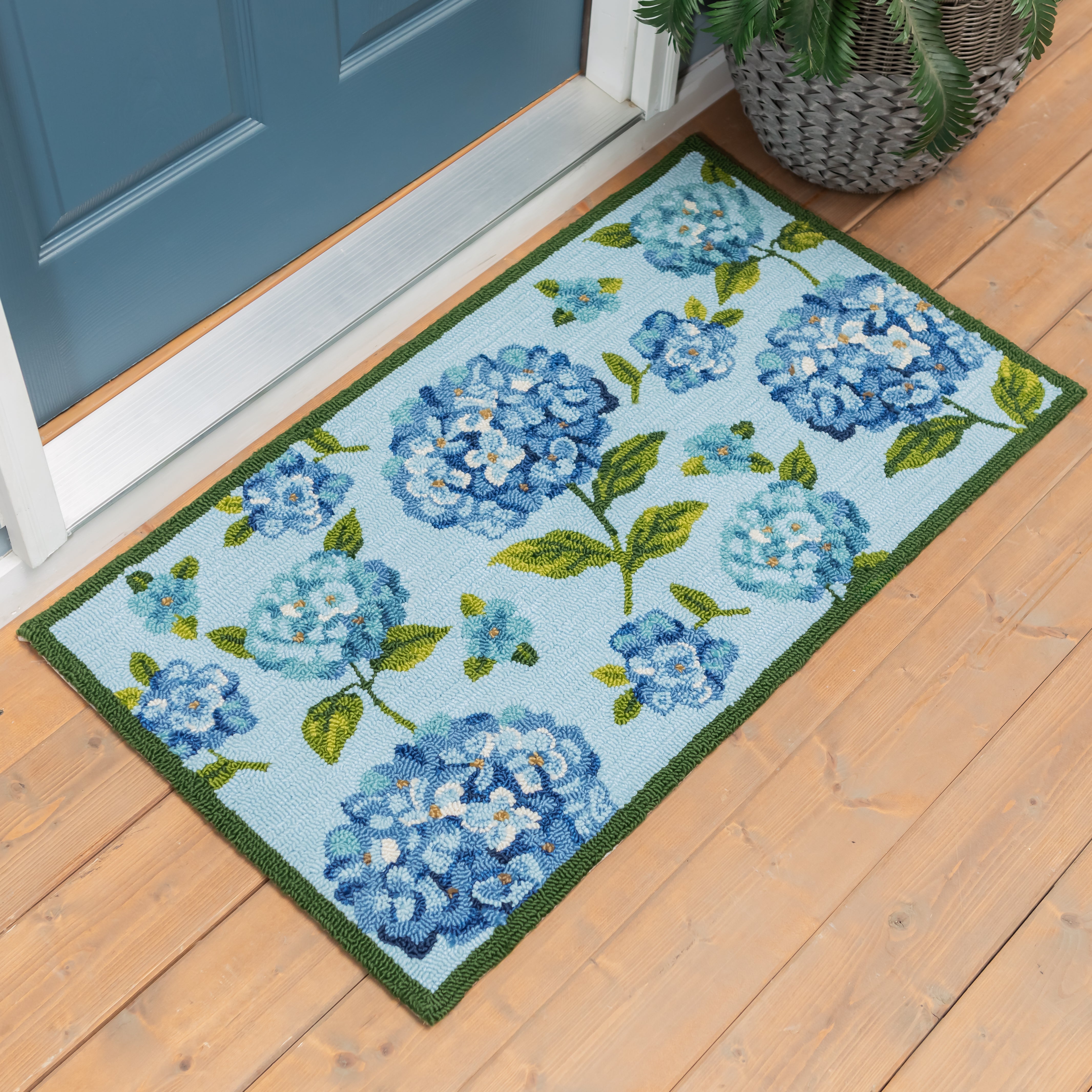 VivaStyle Indoor/Outdoor Hooked Rug, 24