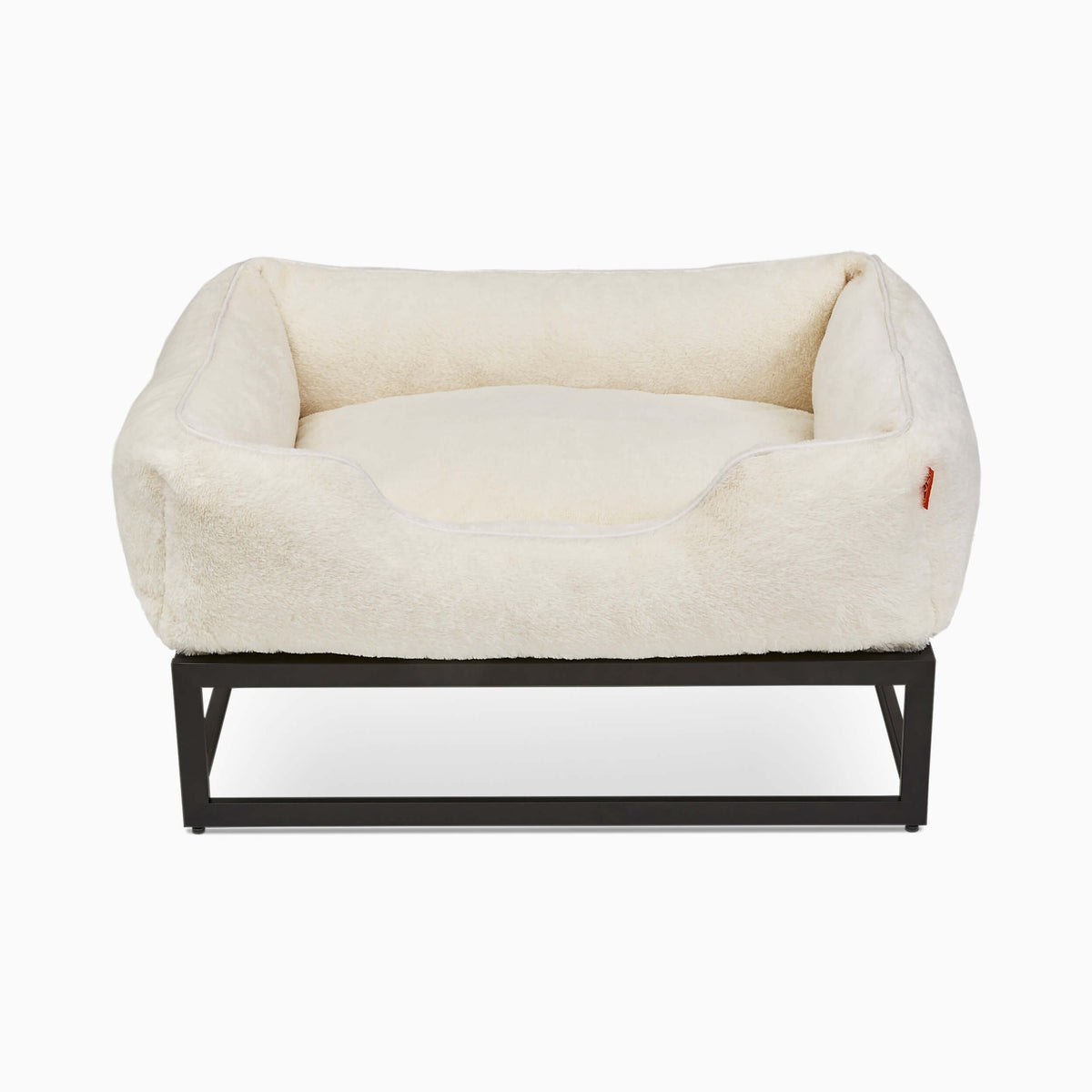 The FÜZI Elevated Dog Bed