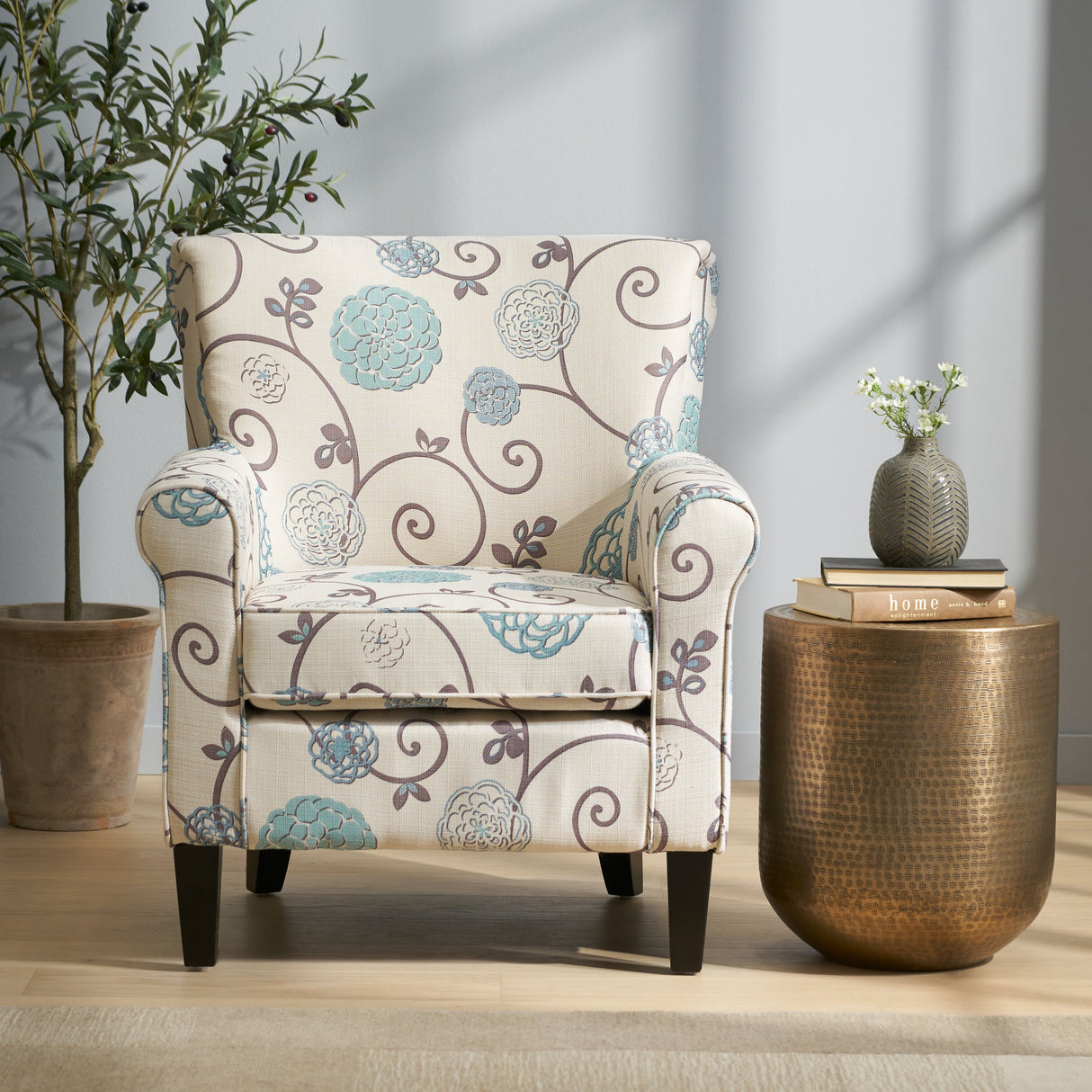 Jazmine Club Accent Chair