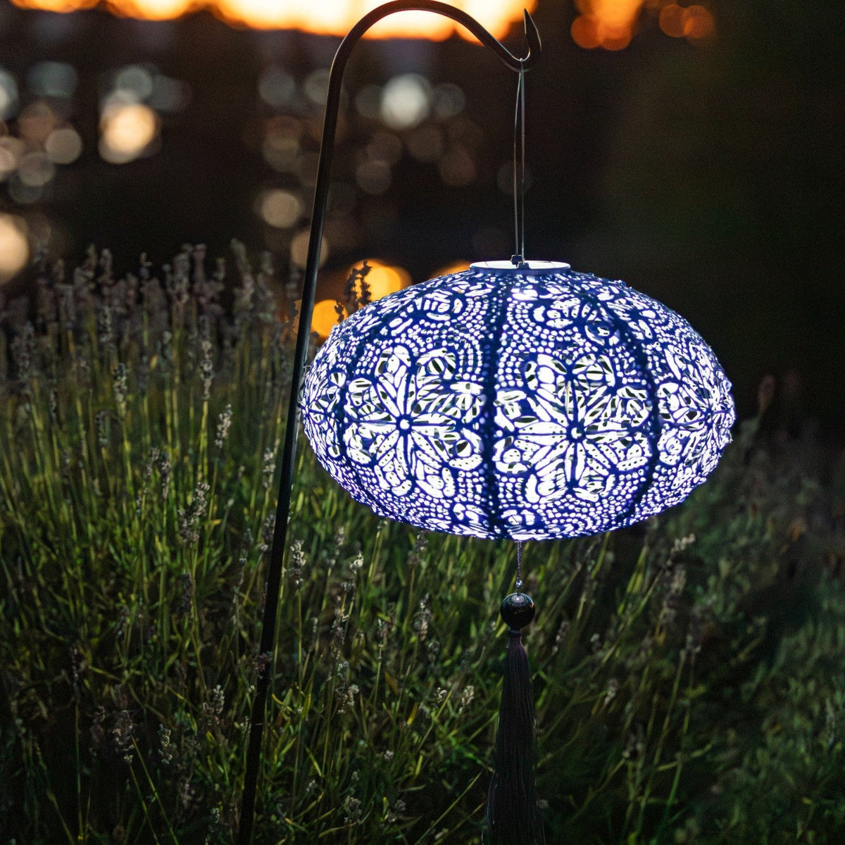 Soji Stella - Tassel Oval - 14" Solar Lantern