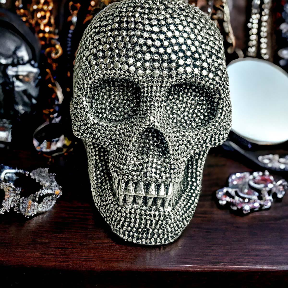 Tabletop Skull Statue