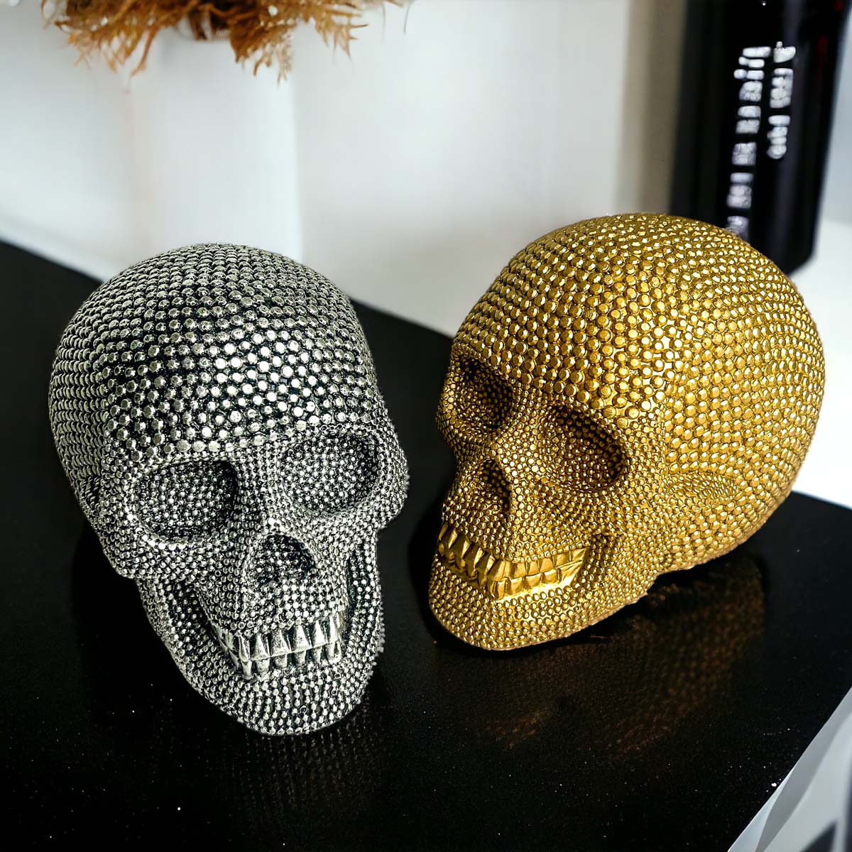 Tabletop Skull Statue