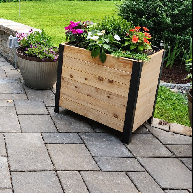 18" x 24" Planter Box
