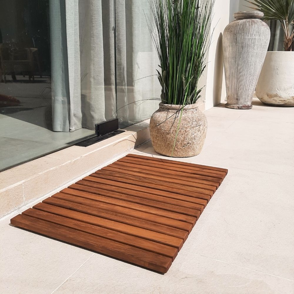 Sunriver Teak Shower and Bath String Mat with Rubber Feet 23.62" x 15.75"