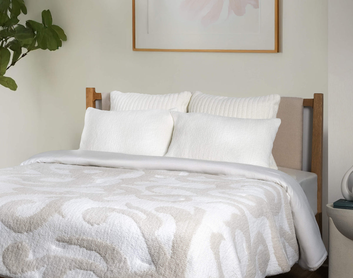 Snug Casablanca Comforter