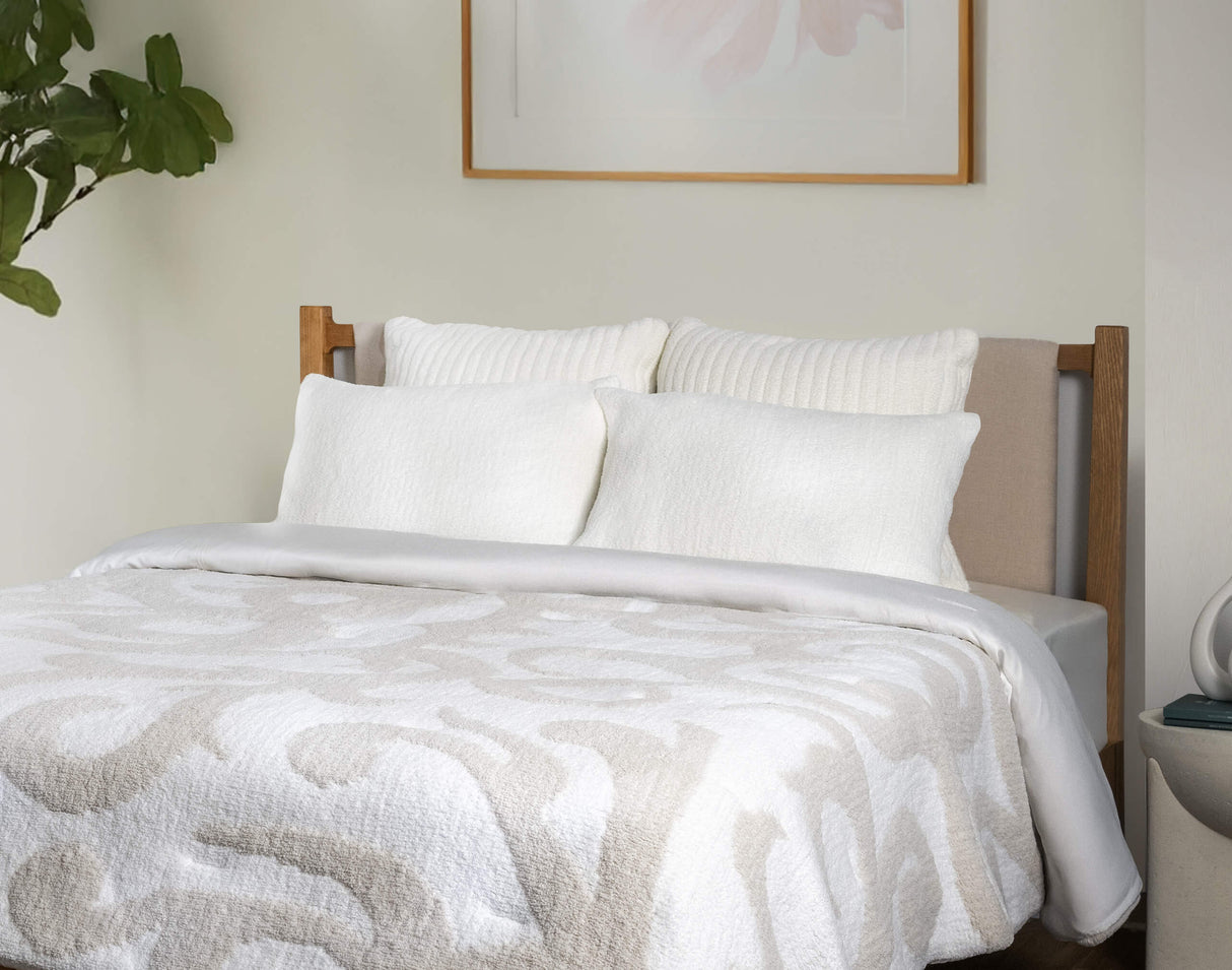 Snug Casablanca Comforter