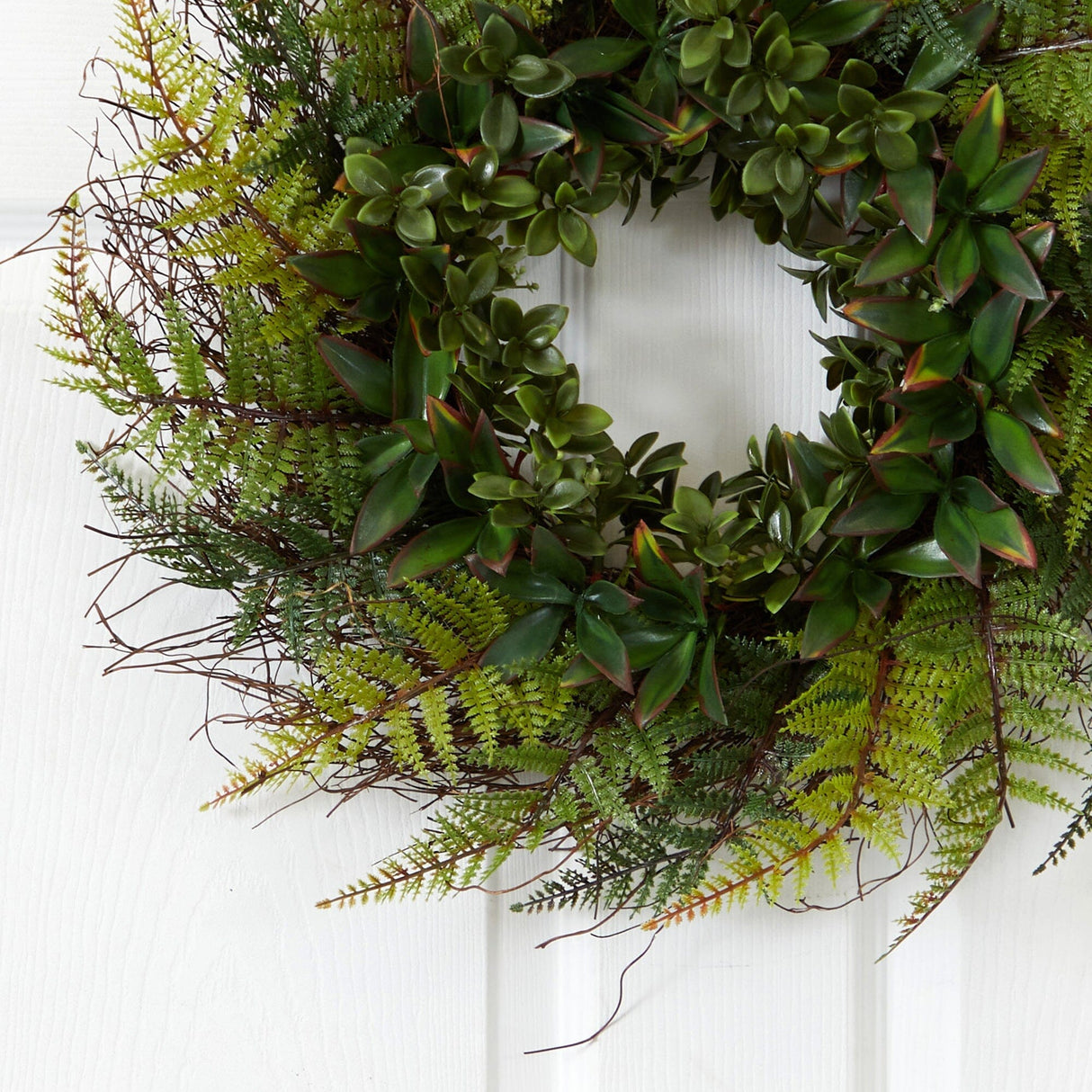 23” Assorted Fern Wreath