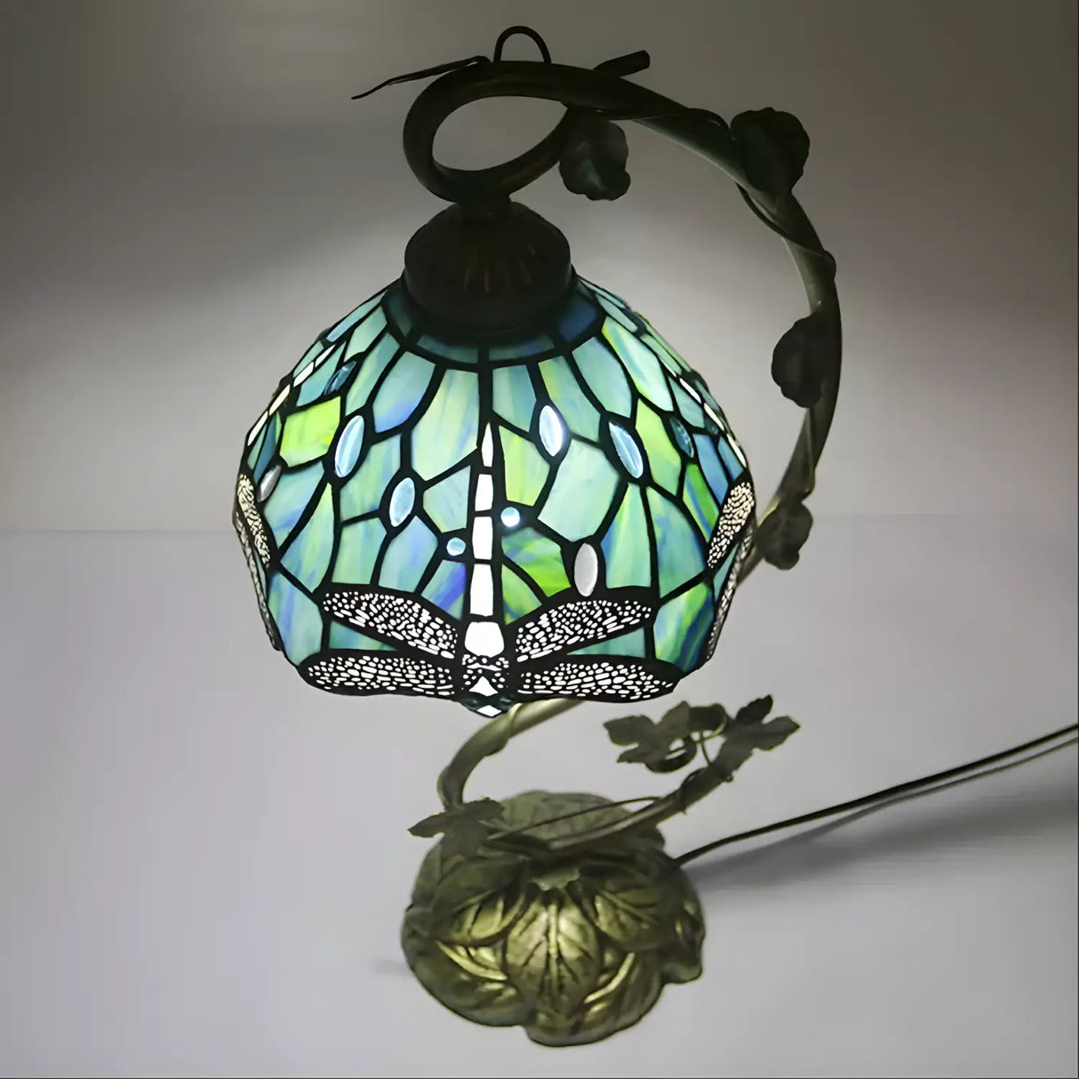 Metal Leaf Glass Tiffany Lamp Dragonfly