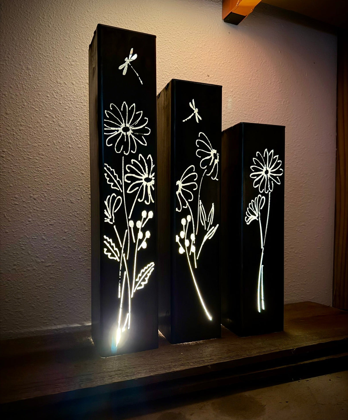 Glowing Daisies Indoor Luminary