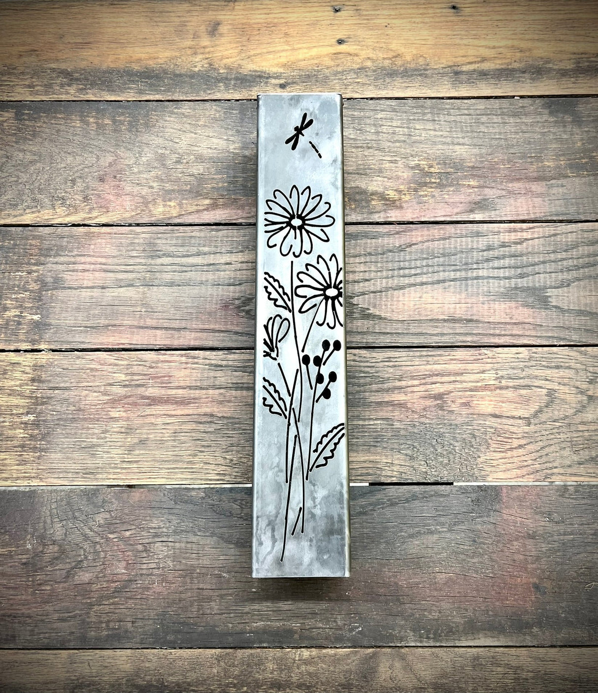 Glowing Daisies Luminary Pillars w/ Solar Cap