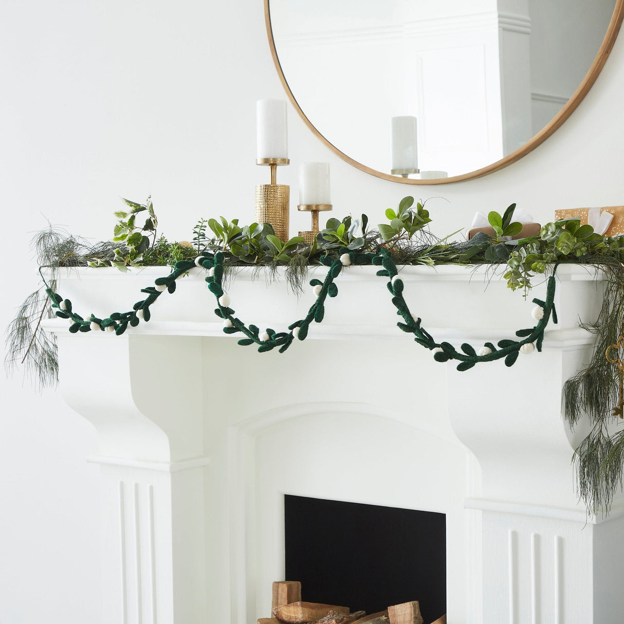Handmade Christmas Garland and Bunting - Cream Velvet Balls and Felt Mistletoe - 6' Arcadia Home