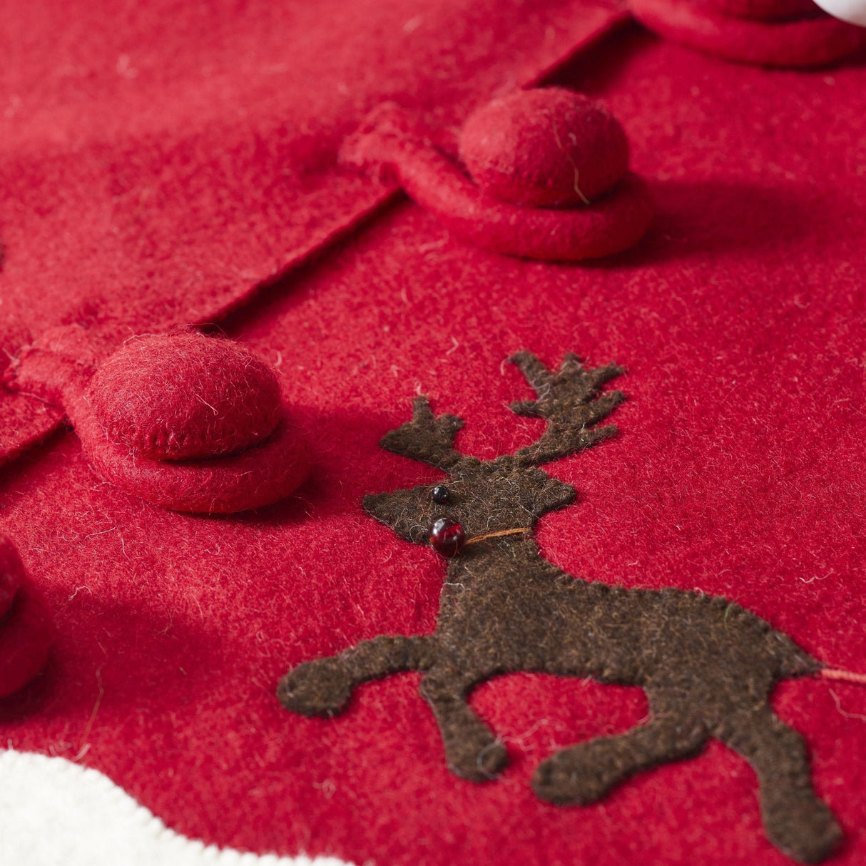 Handmade Felt Sleigh and Reindeer Red Christmas Tree Skirt 60" Arcadia Home