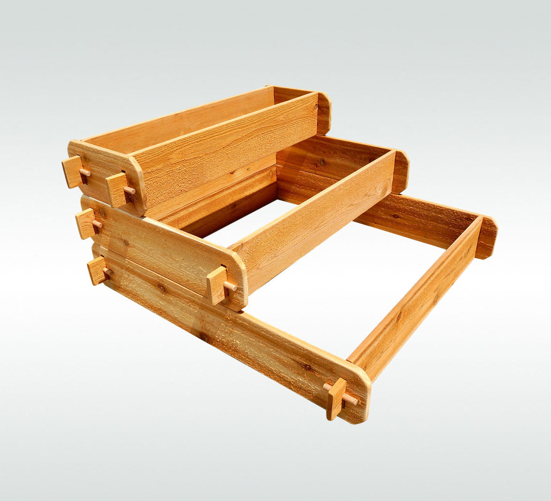 Cedar 3-Tiered Raised Garden Bed