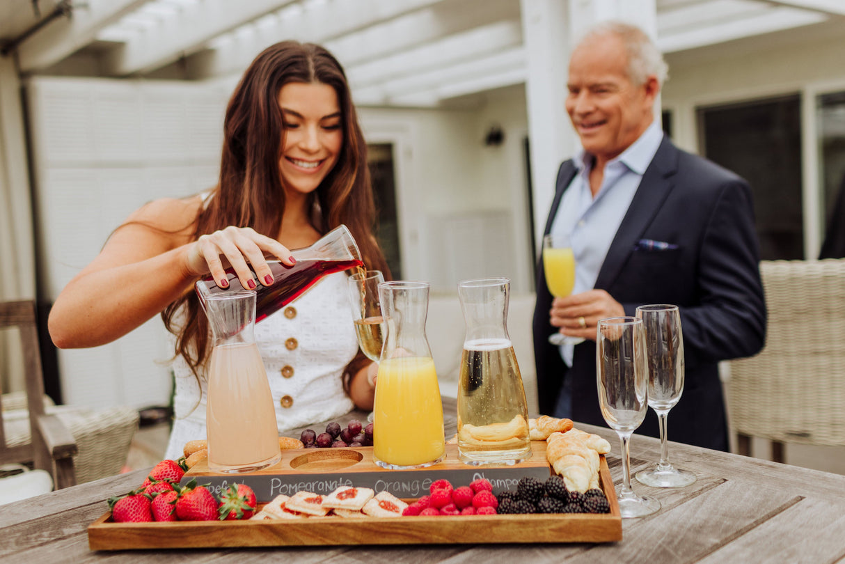 Cava Wine Tasting Kit with 4 Glass Carafes