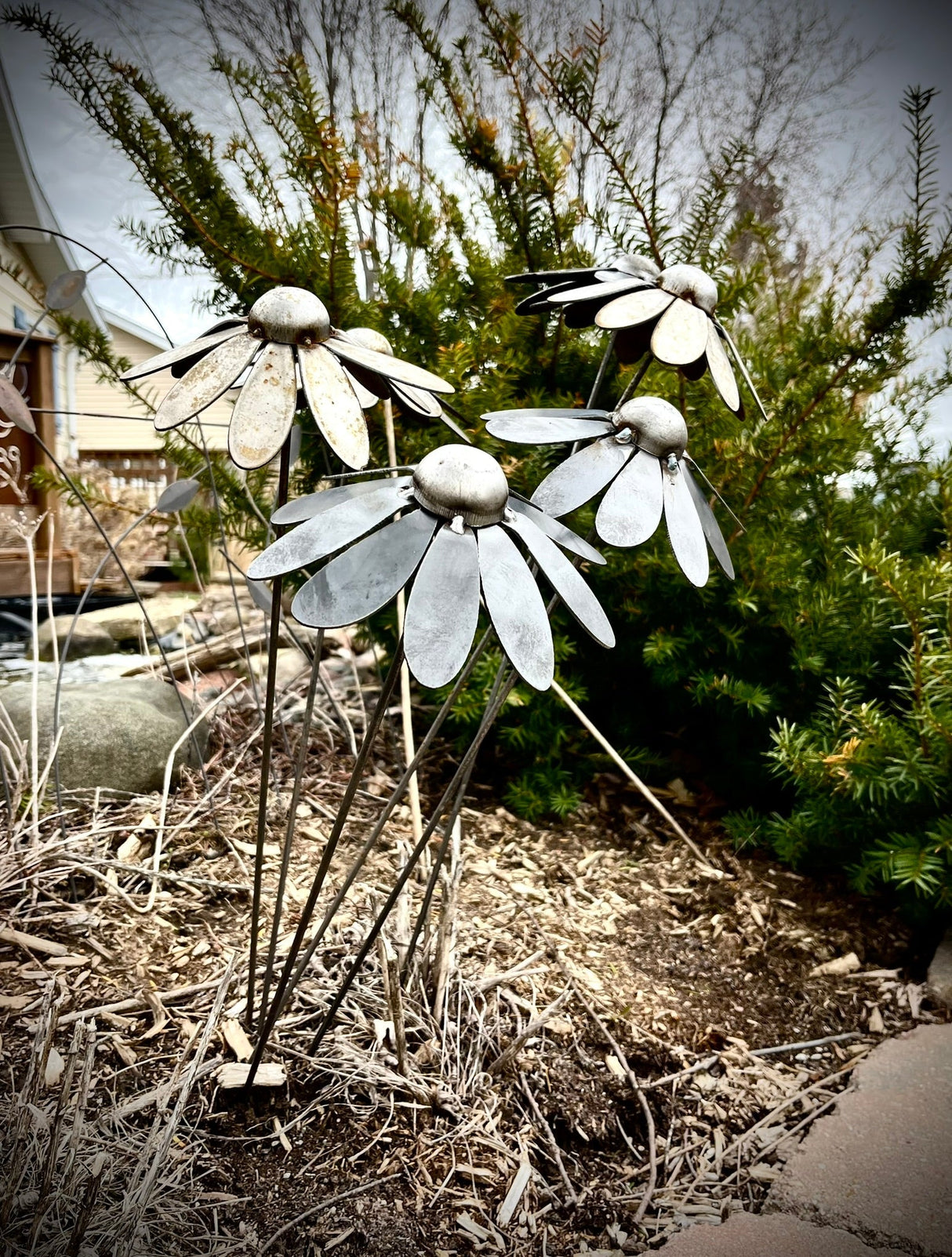 Metal Coneflowers | Yard Art