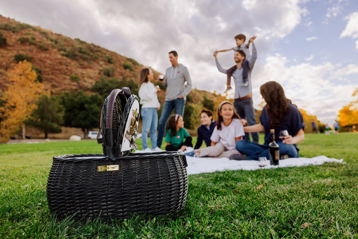 Evening Picnic Basket with Service for Two
