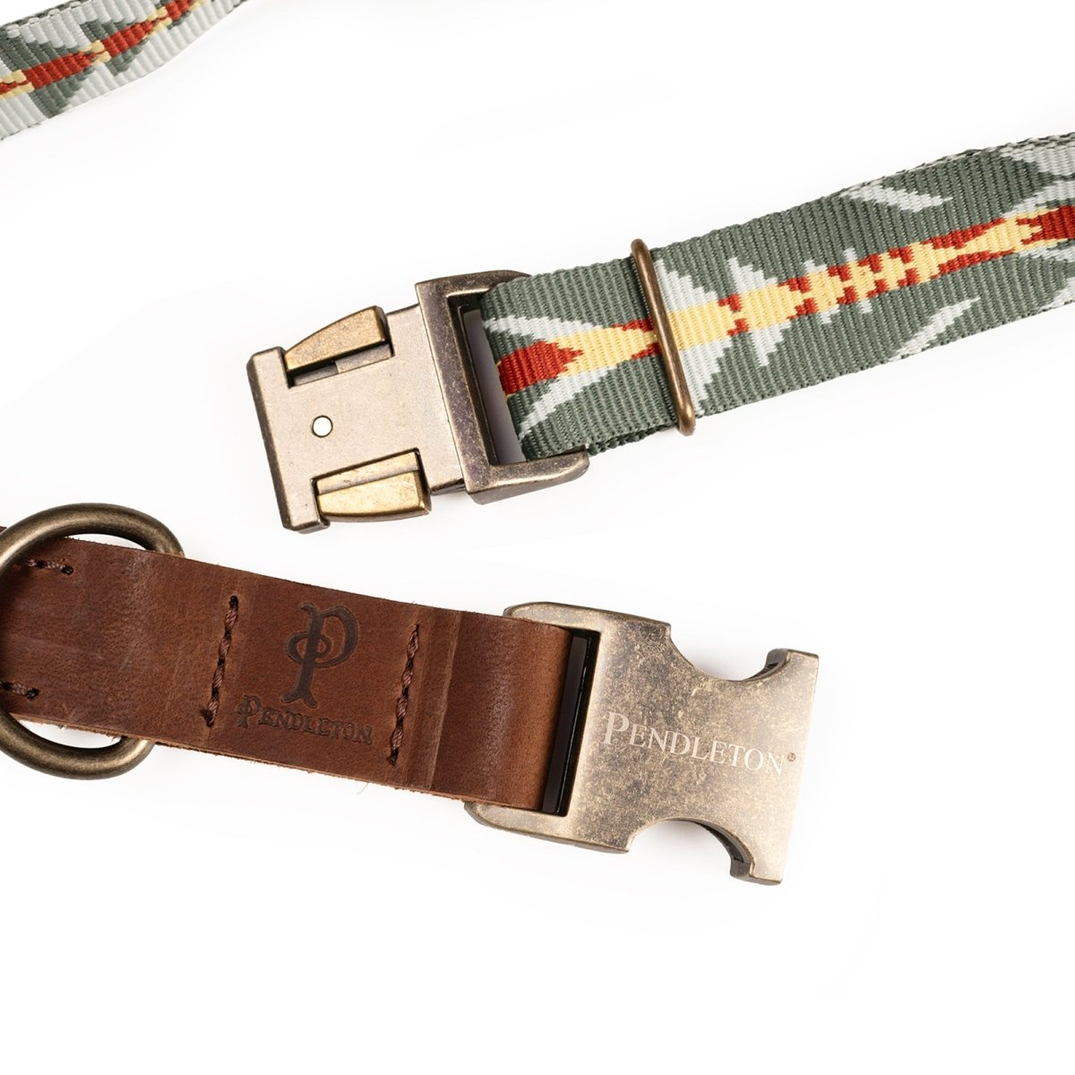 Pendleton® Heritage Collar