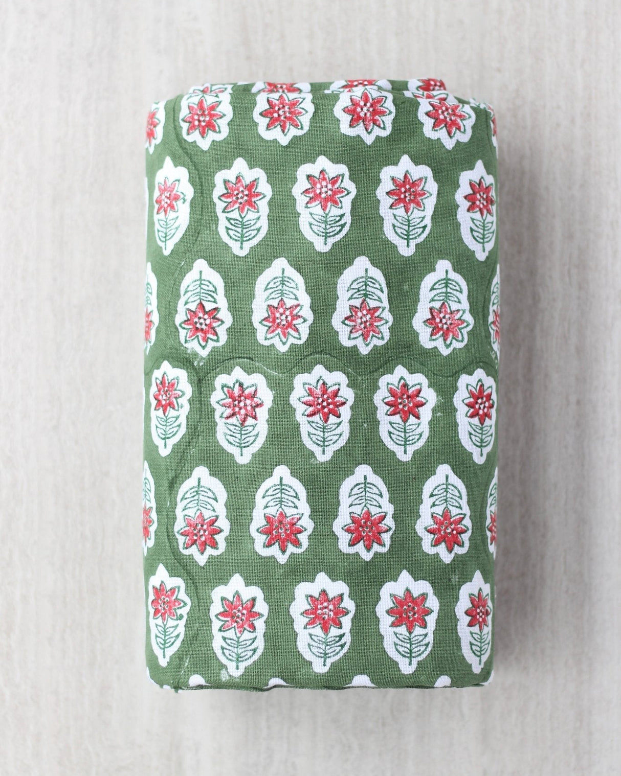 Table Runner - Poinsettia, Red & Sage