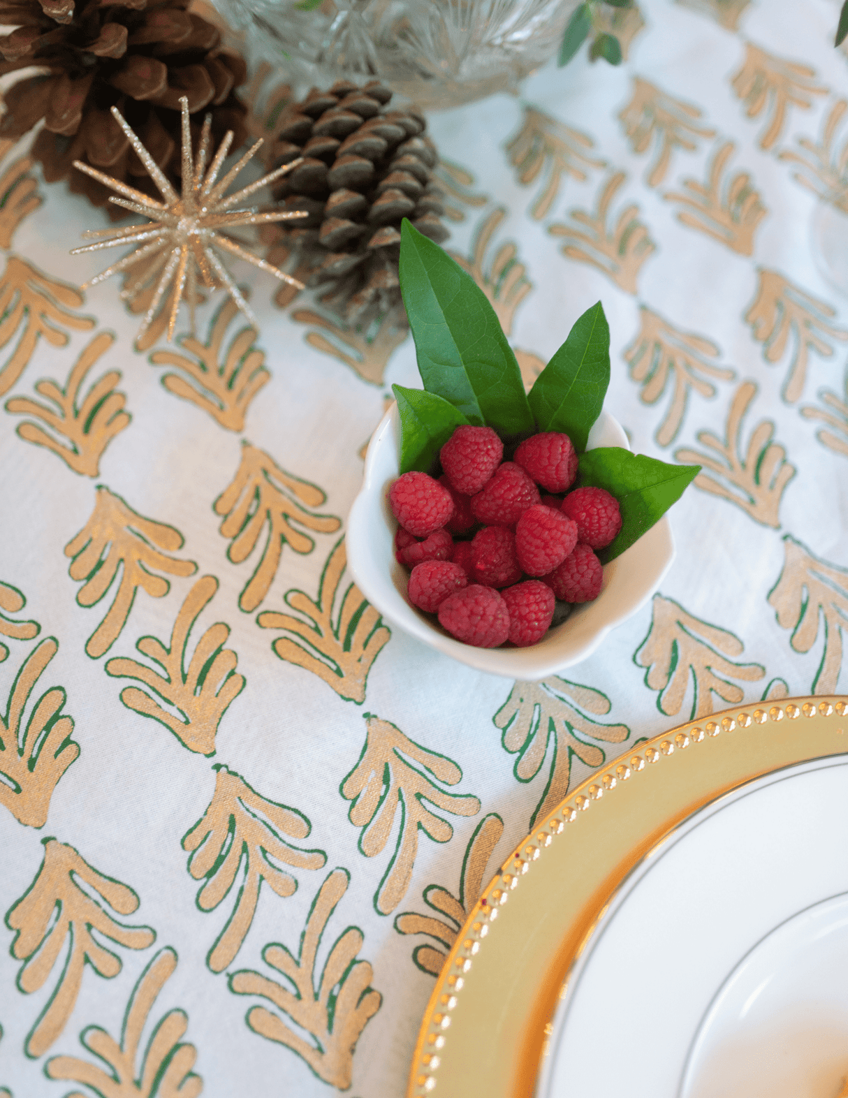 Evergreen & Gold Palmetto Tablecloth
