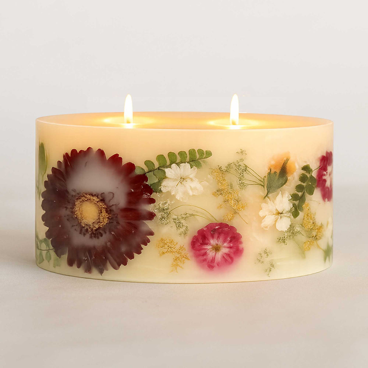 Statement Botanical Candle - Winterberry Frost