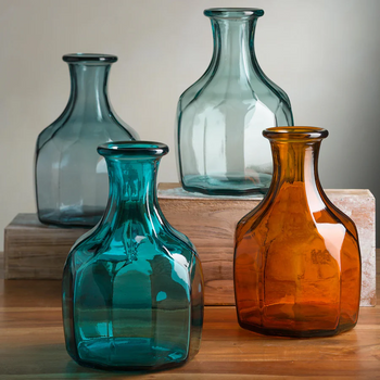 Planters & Vases