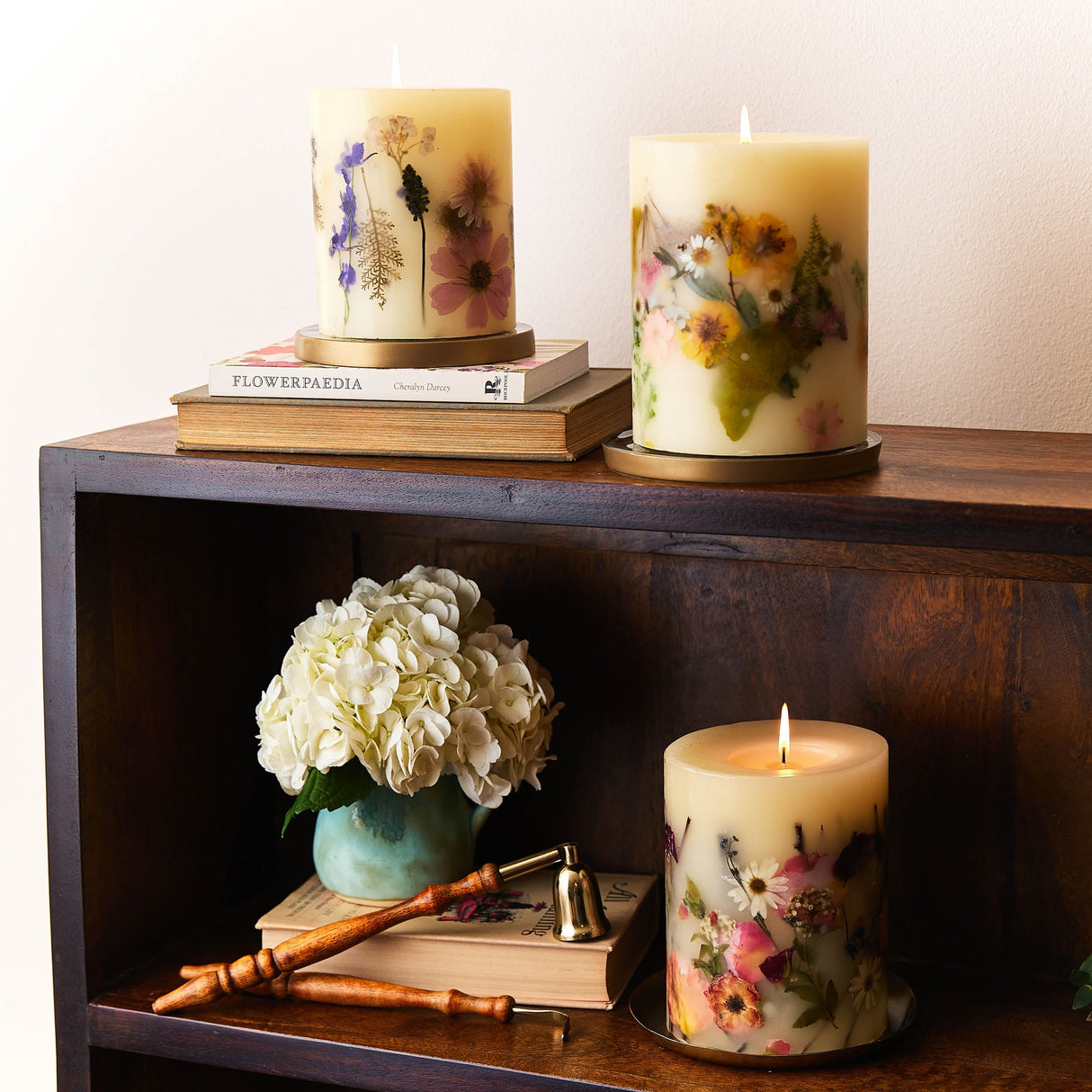 Roman Lavender Small Round Botanical Candle