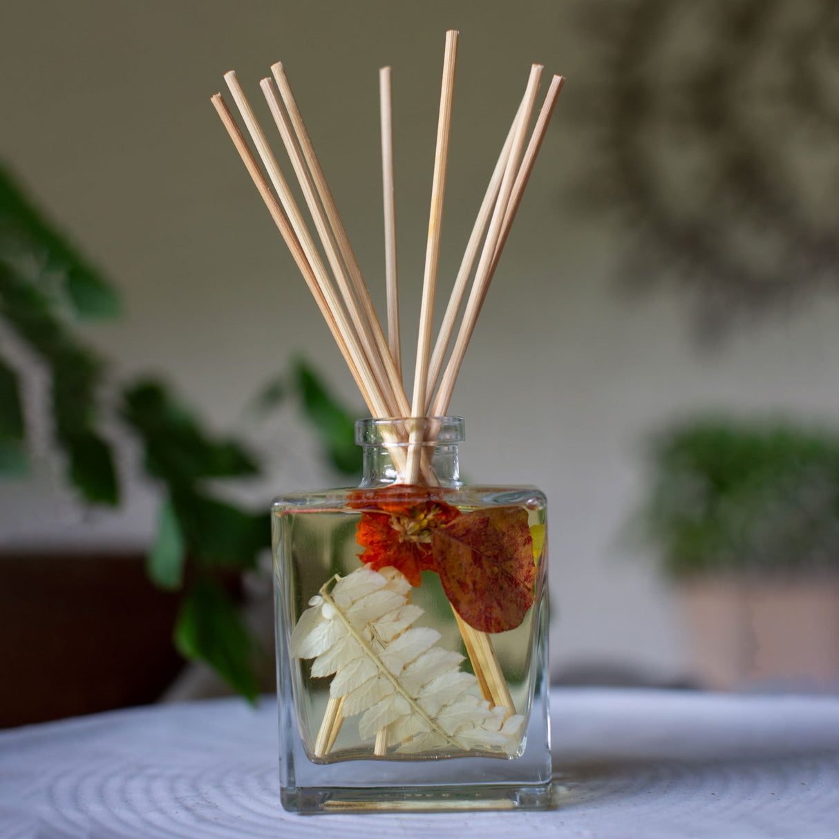Accent Botanical Reed Diffuser - Honey Tobacco