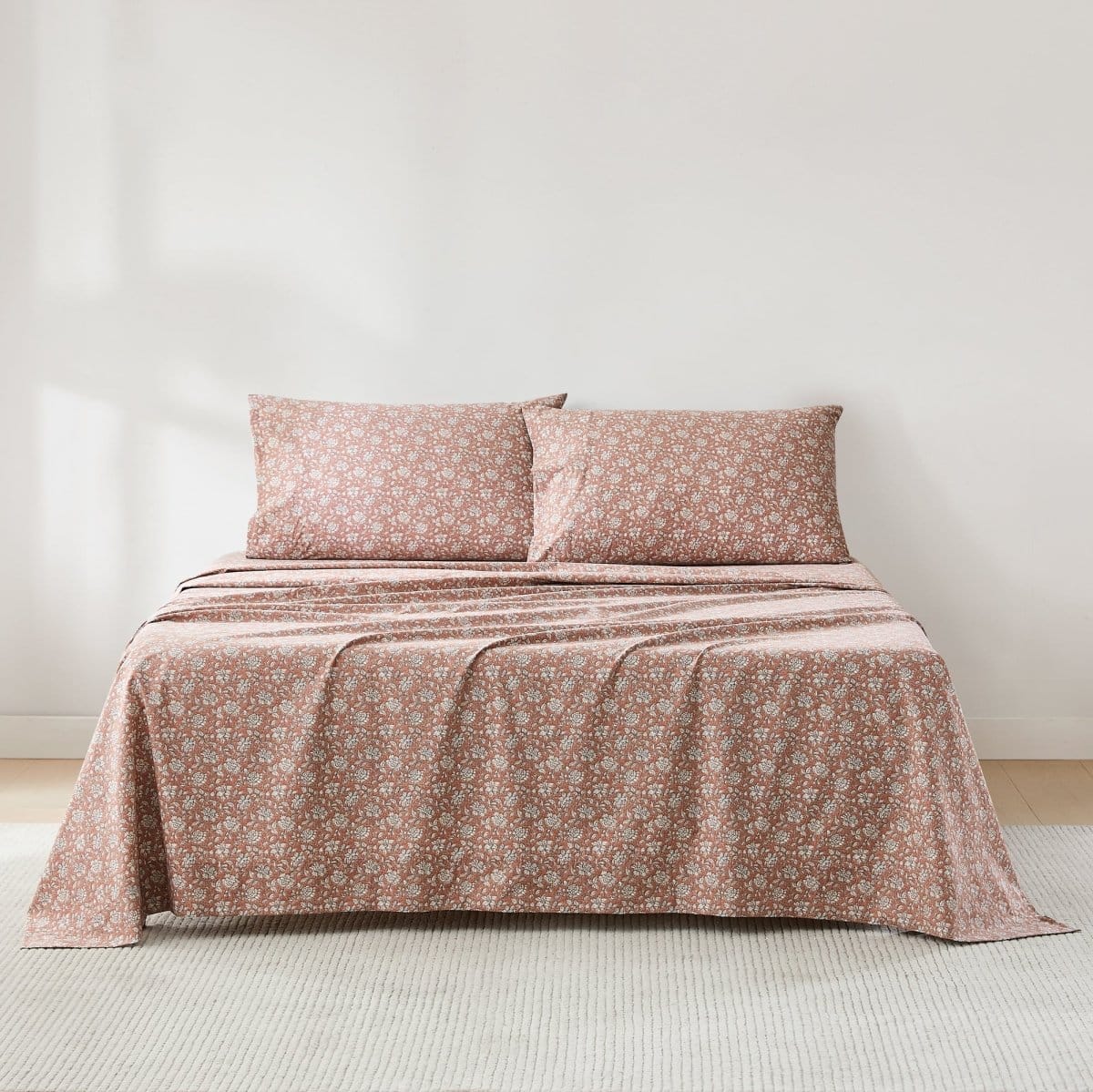 ZARA  フラットシーツ 160x280cm 花柄 Zara Floral Block Cotton Sheet Set – Plow & Hearth