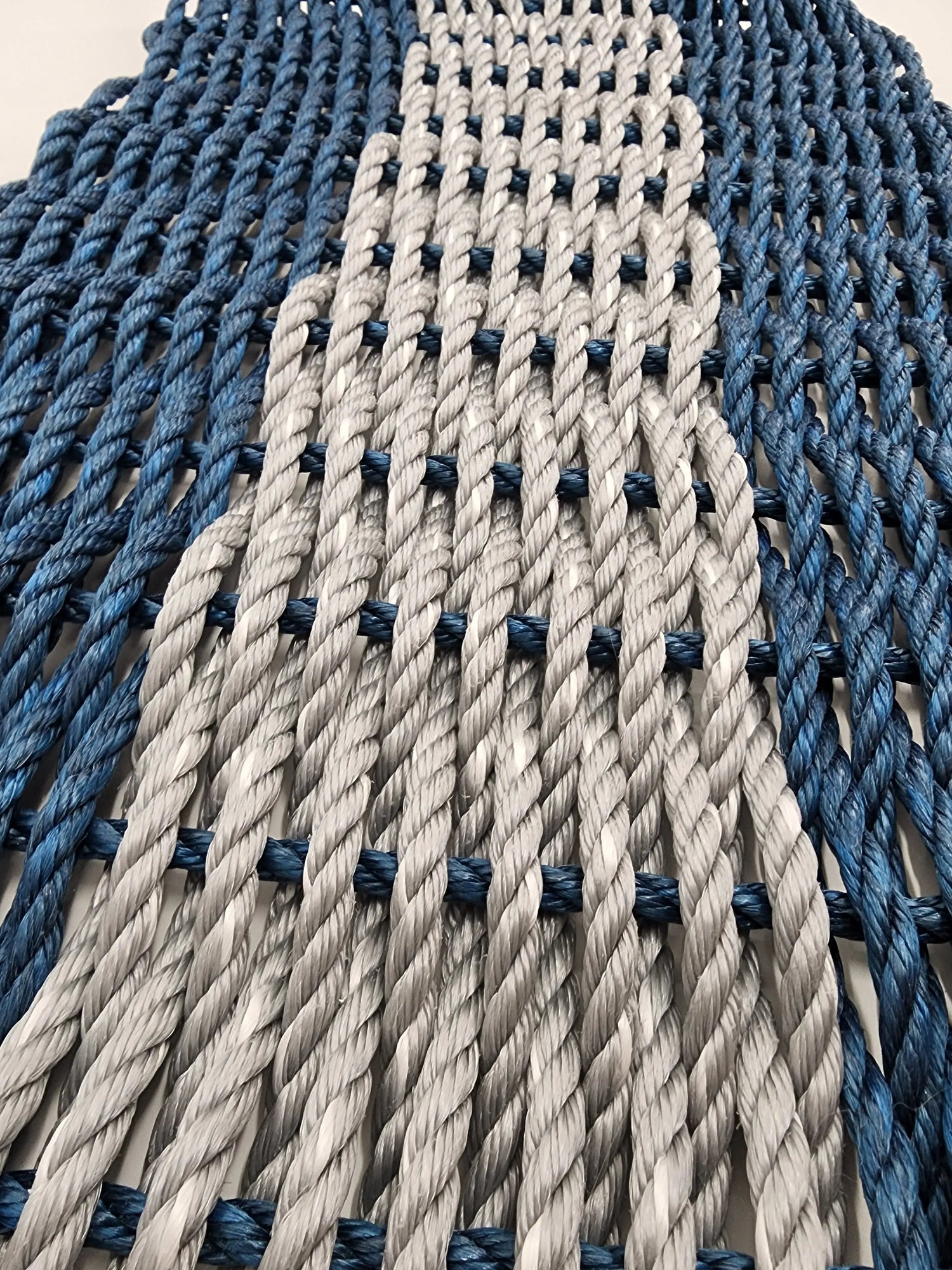 Lobster Rope Mat Navy Blue and Light Gray – Plow & Hearth