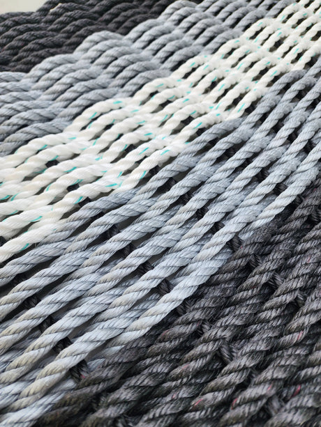 5 Stripe Lobster Rope Mat Black Gray White