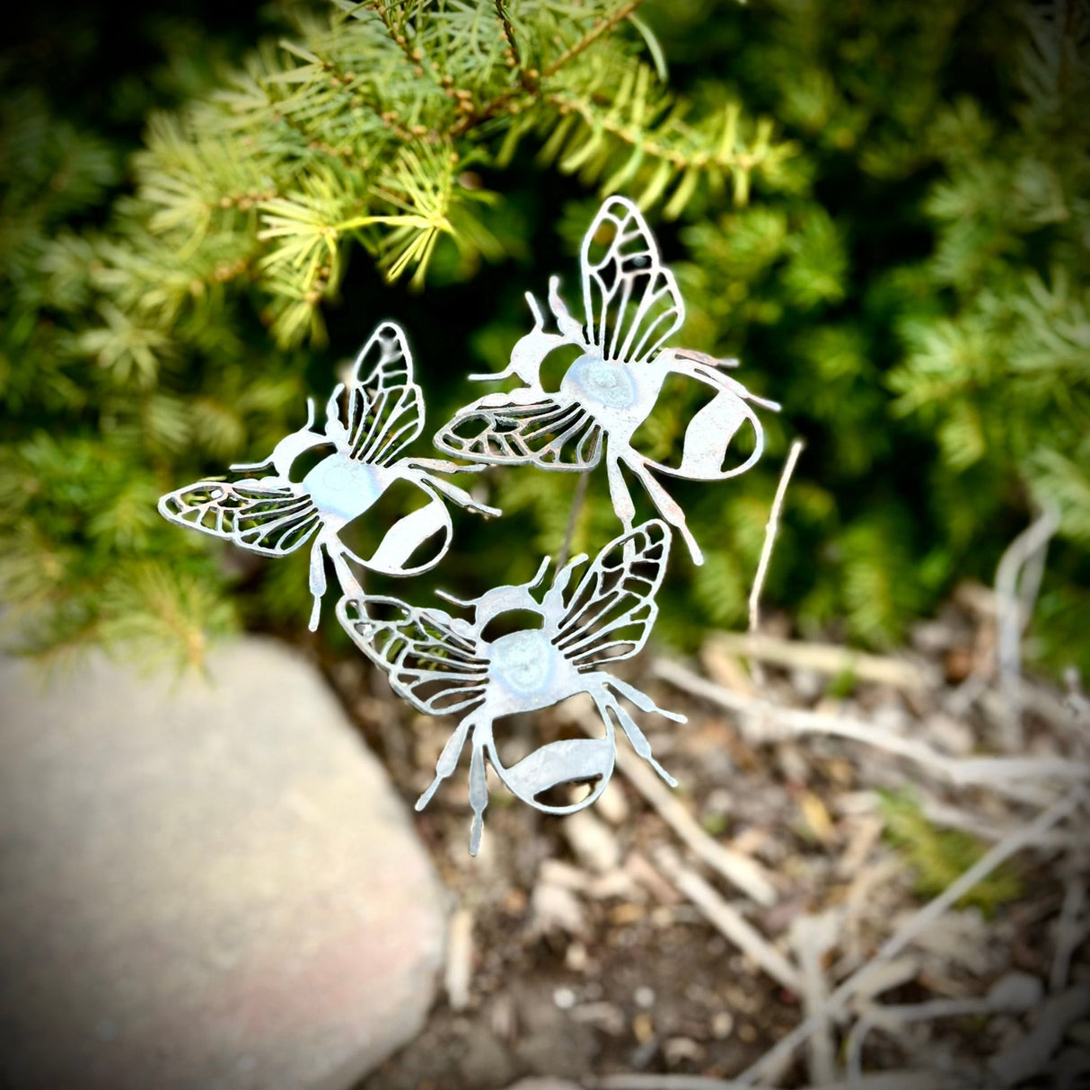 S/3 Metal Bumblebees Garden Stakes