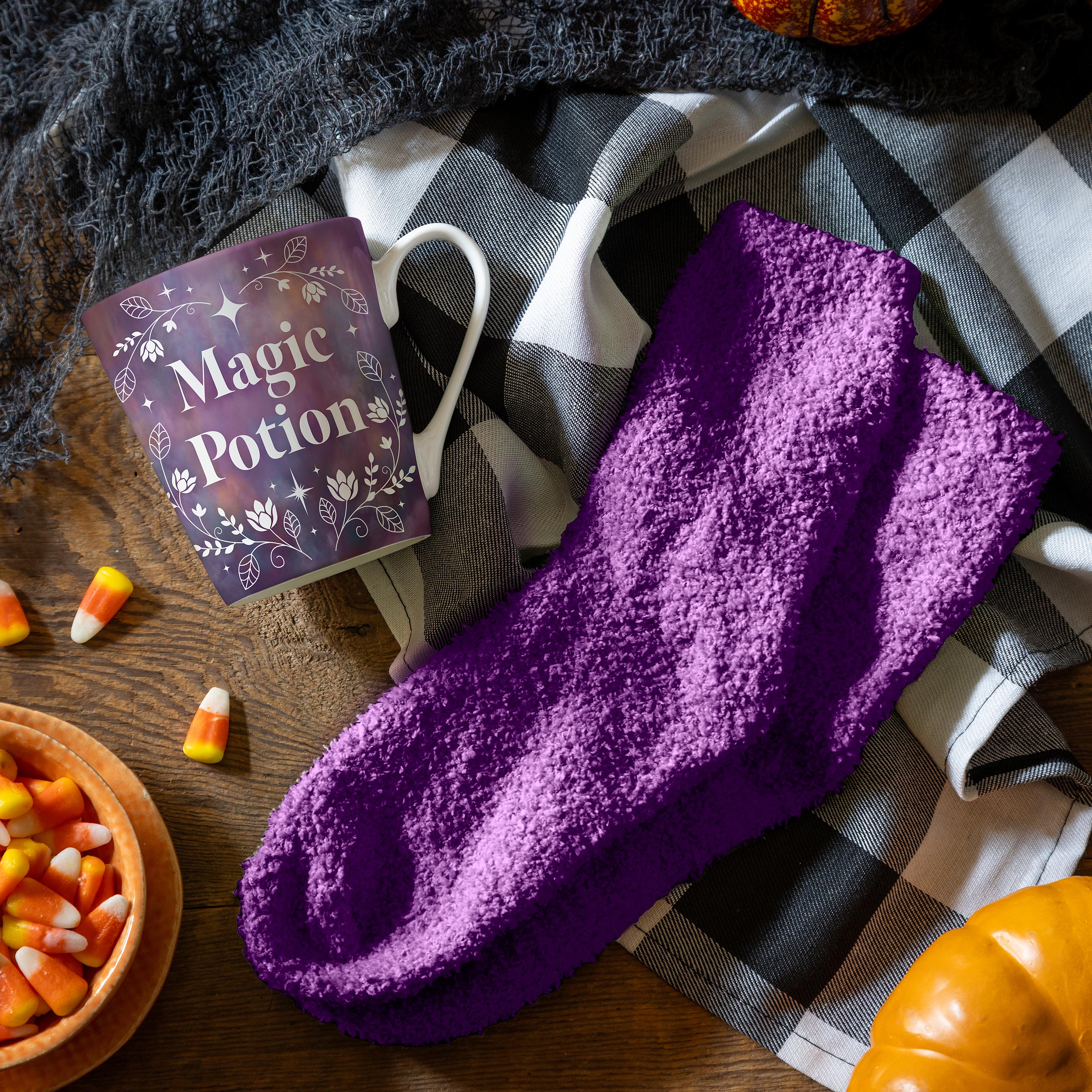 Magic Potion Ceramic Cup Flare Cup and Purple Socks Gift Set, 12oz