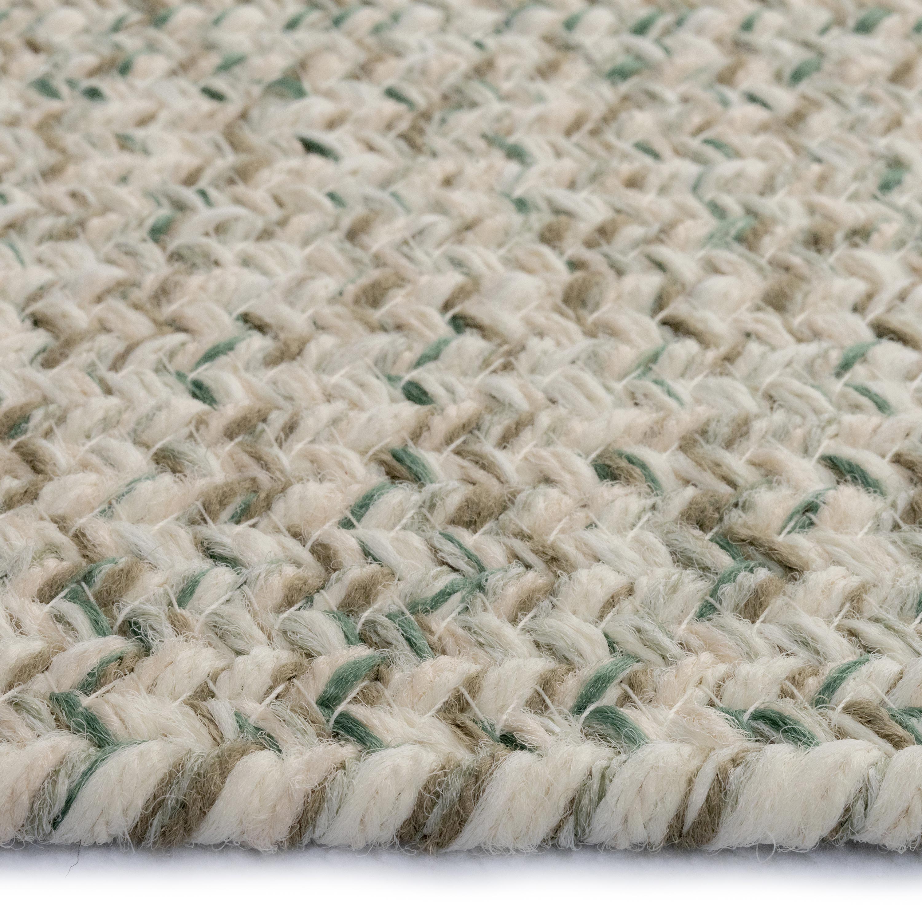 Indoor/Outdoor Oval Pine Creek Braided Polypropylene Rug, 2'7