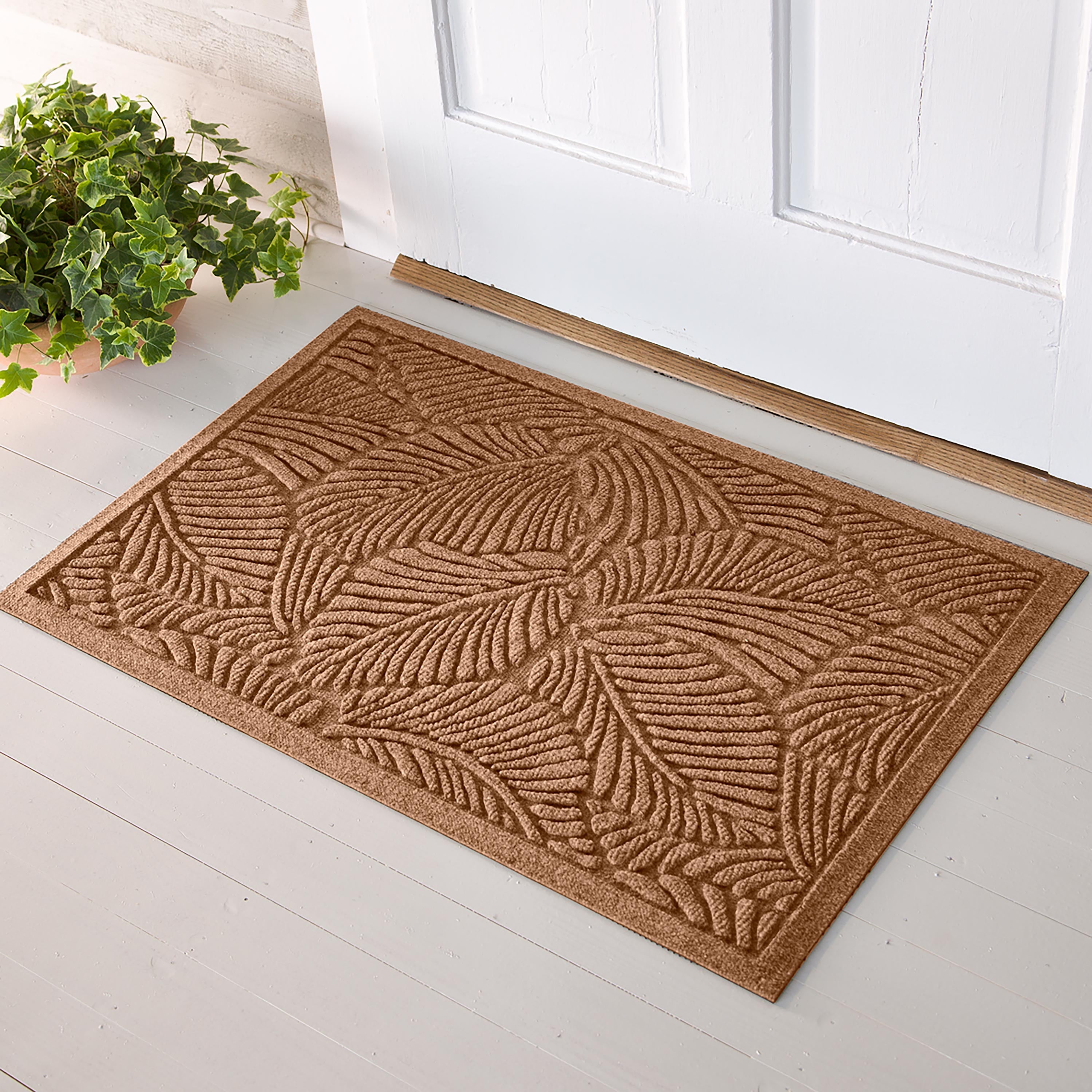 WaterHog® Fern Doormat, 2' x 3' – Plow & Hearth