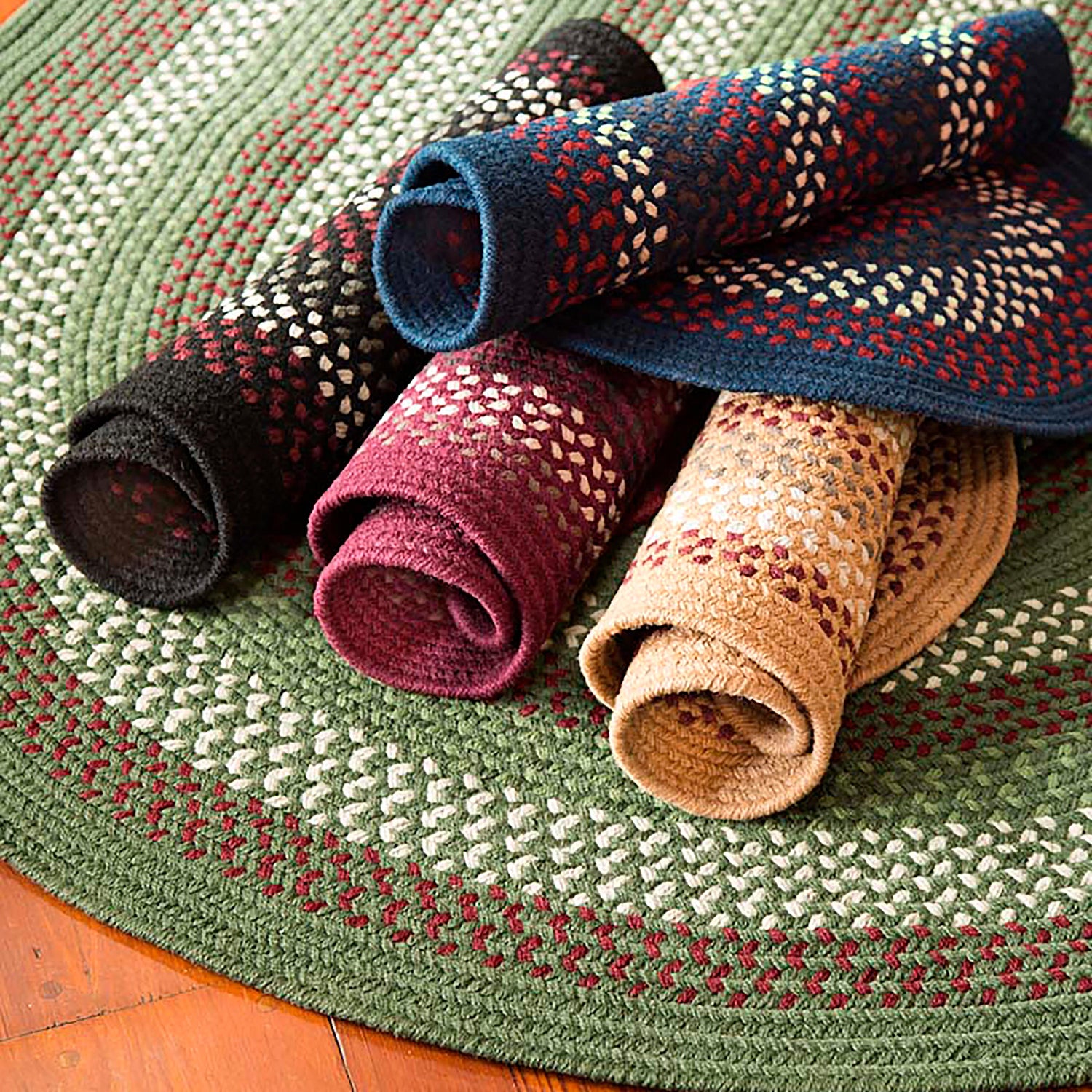 Classic Braided Polypropylene Rug 2x3 | Rugs | Plow & Hearth