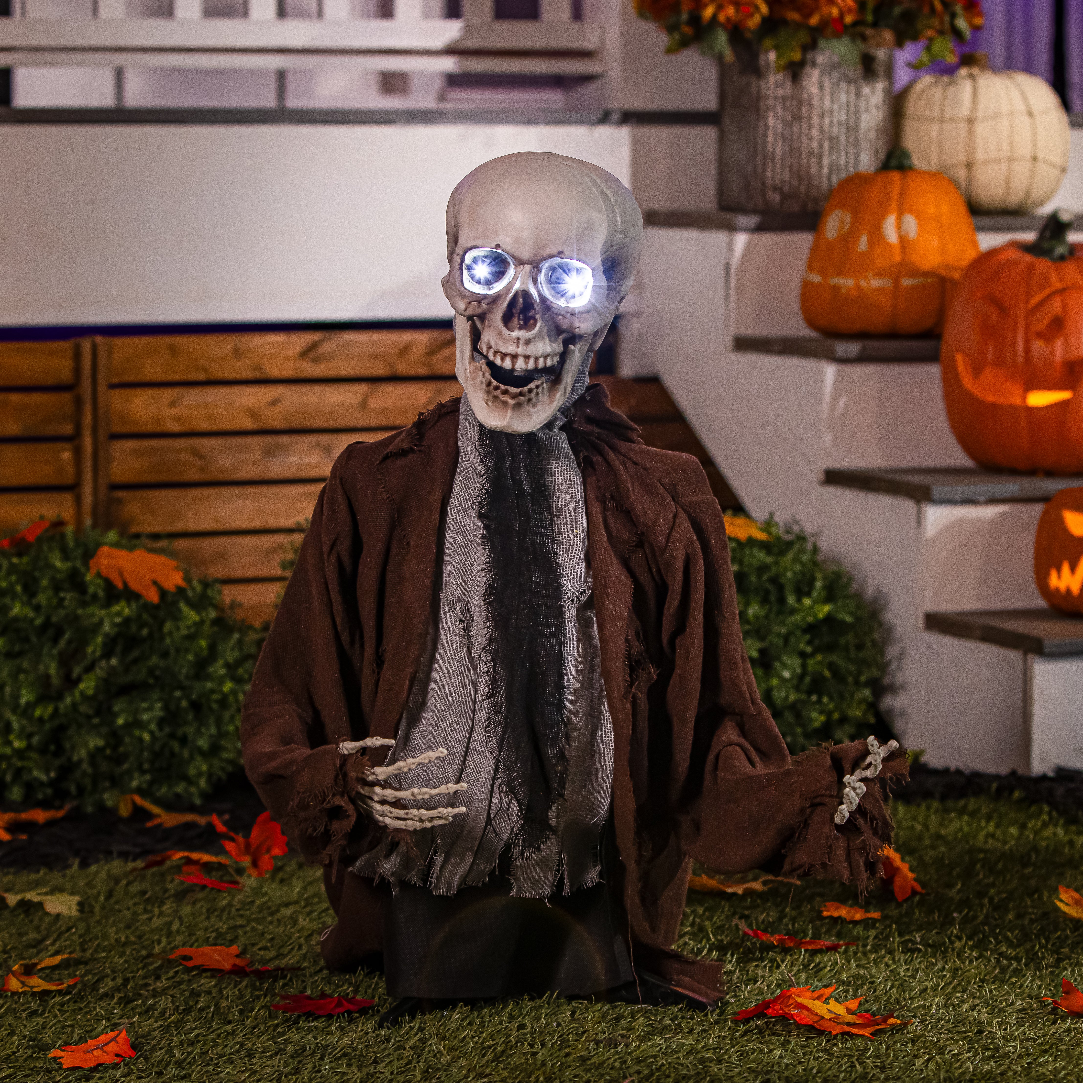 Groundbreaker Zombie with Lights & Sound – Plow & Hearth