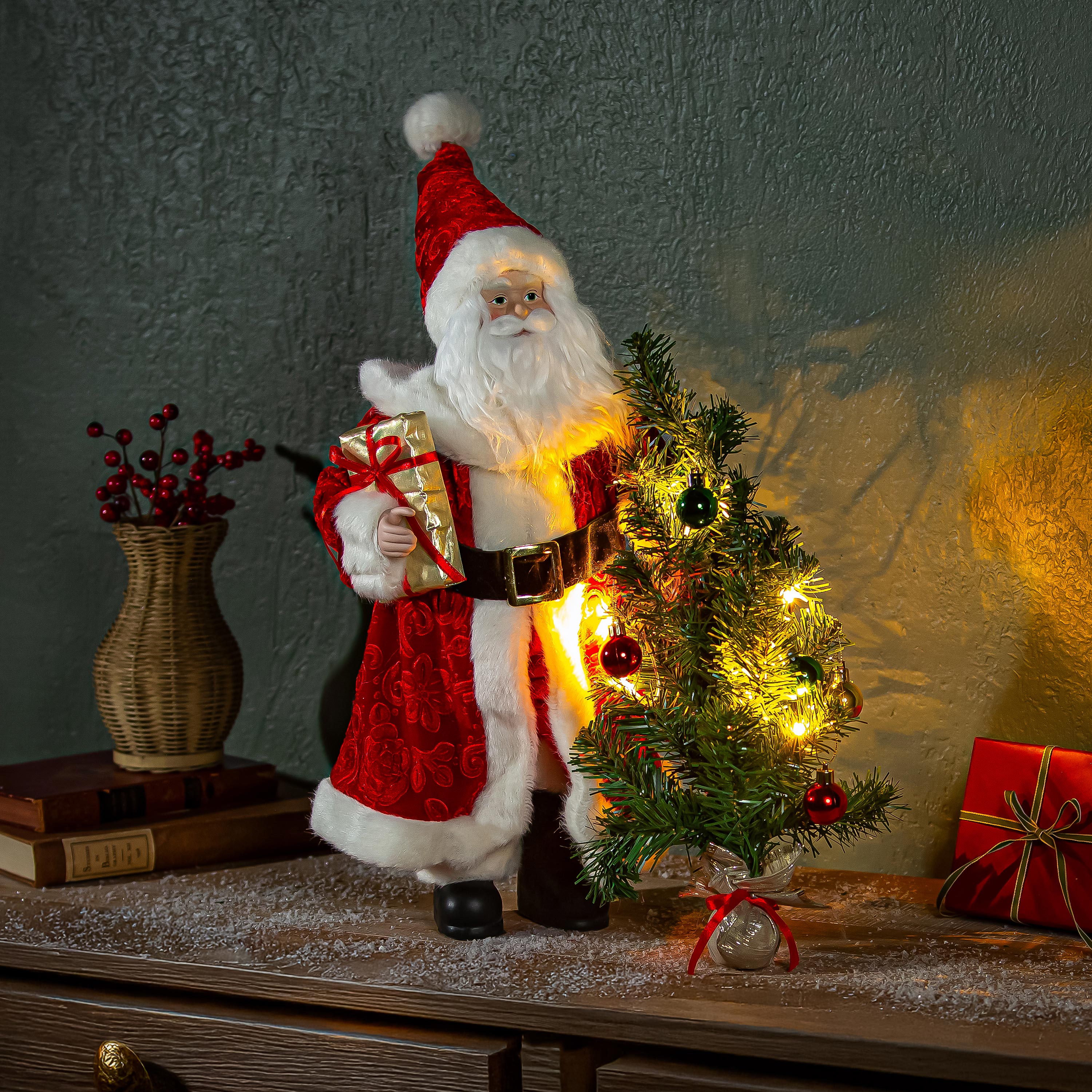 Traditional Santa LED Table Decor Traditional Santa Fabric, 18.75
