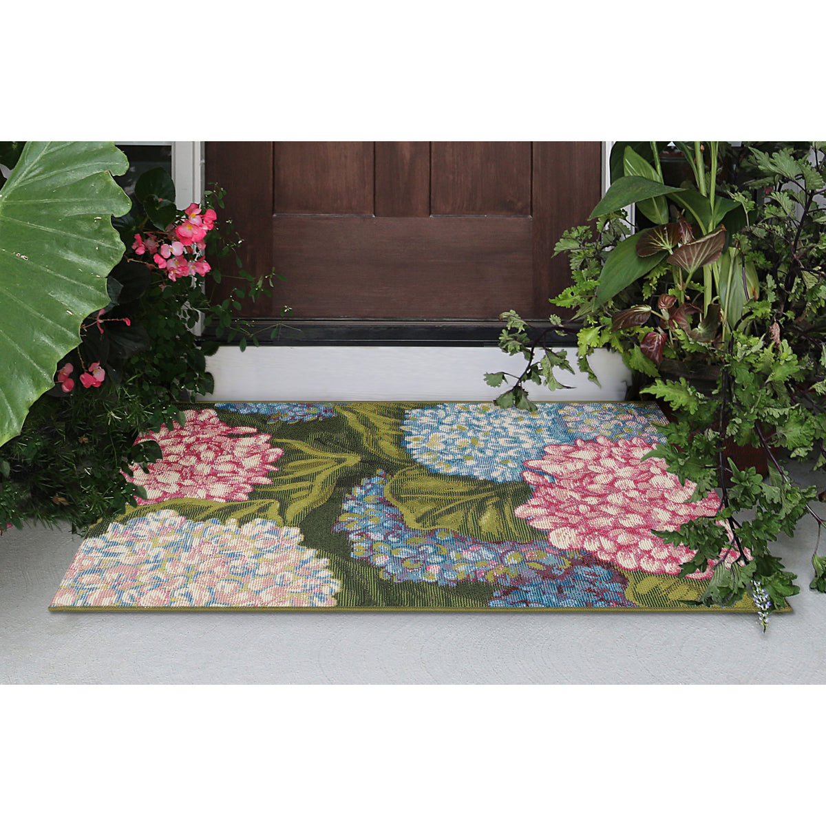 Hydrangeas Indoor/Outdoor Rug – Plow & Hearth