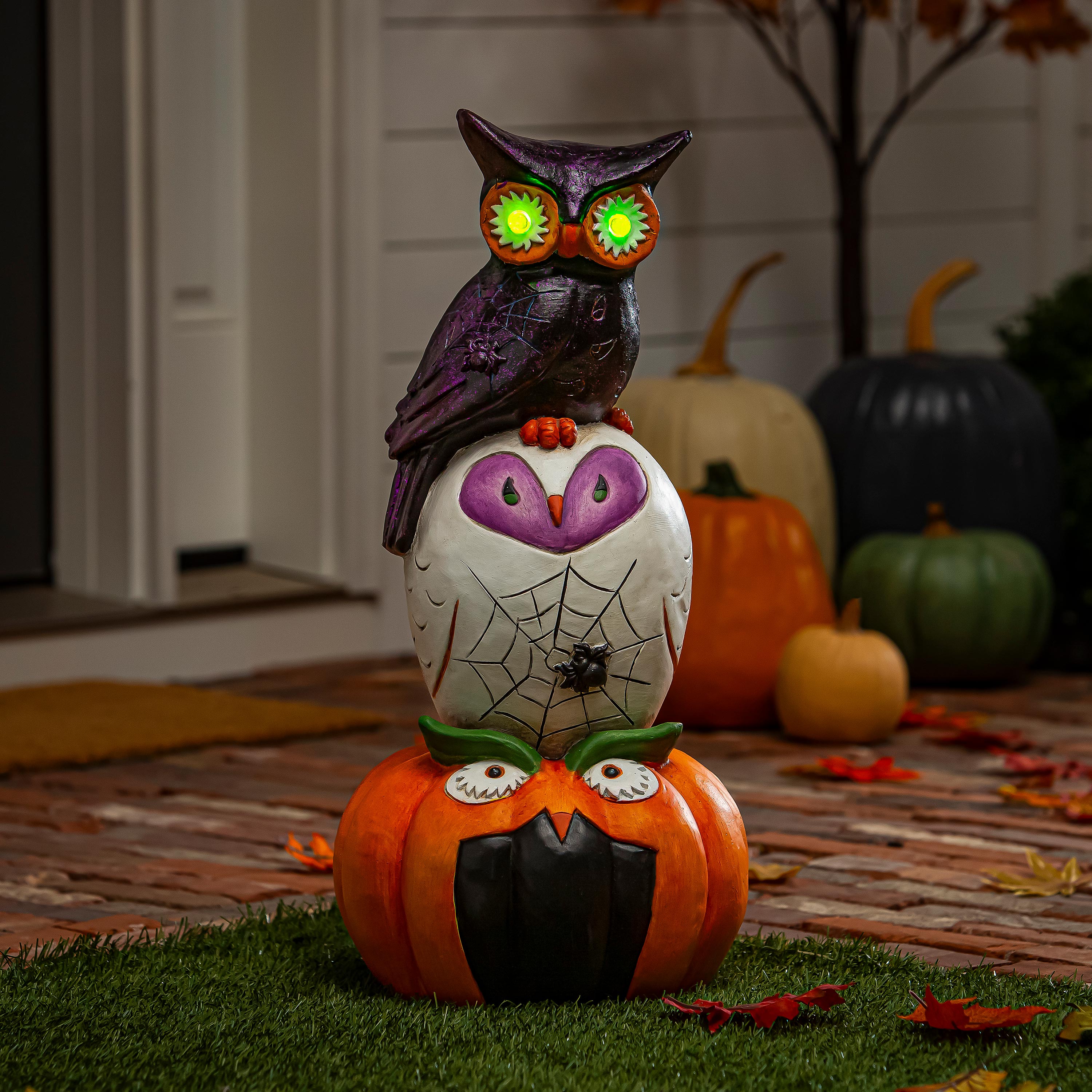 Evergreen Stacked Owl and Jack O'Lantern Pumpkin Statue - Thumbnail 2