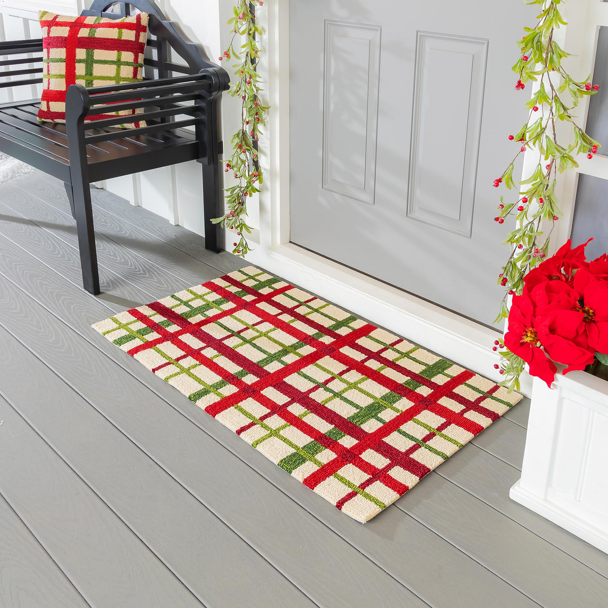 Indoor/Outdoor Hooked Rug Christmas Plaid Polypropylene, 24