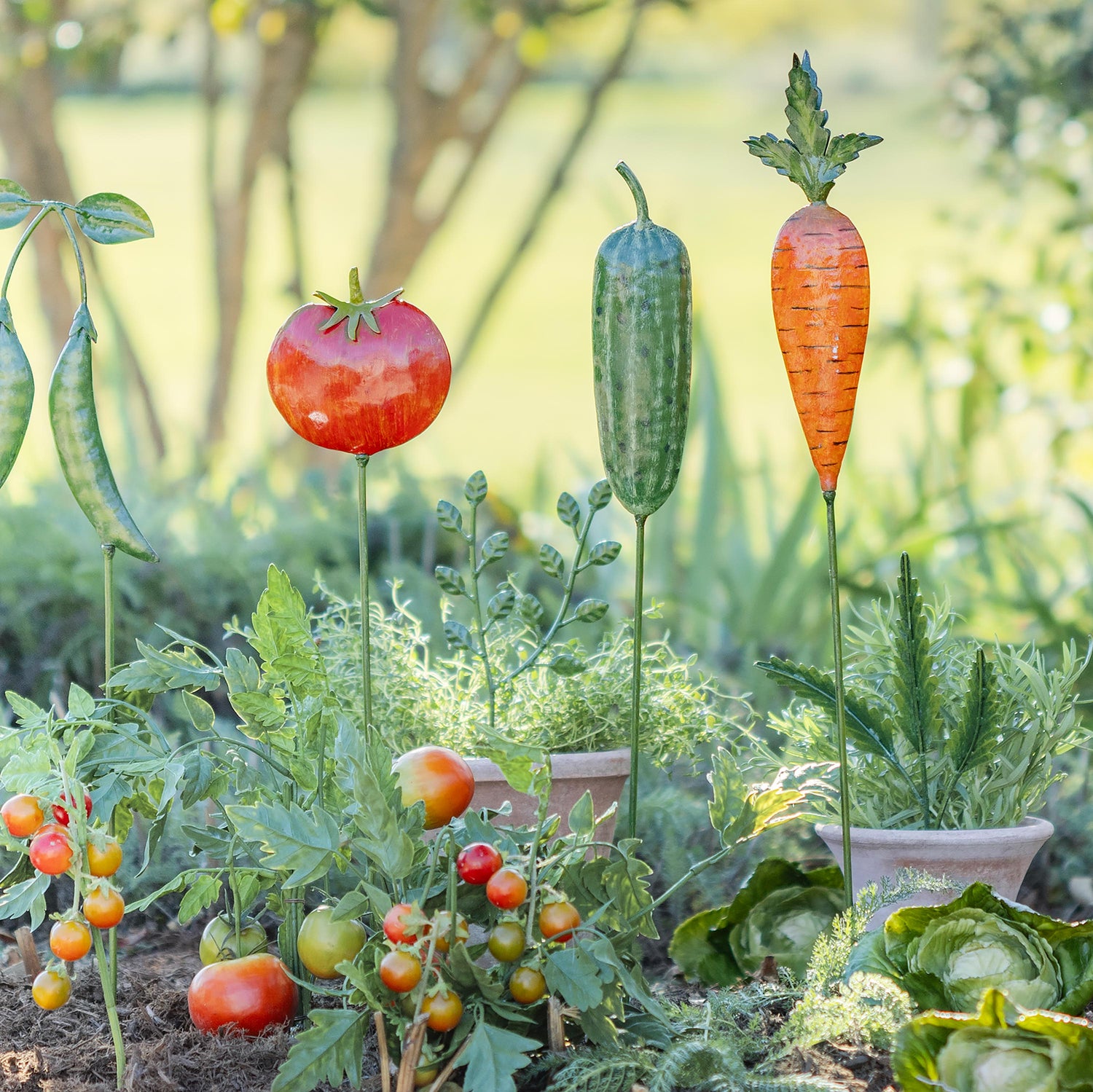 garden plant hanger stake Vegetable Shaped Metal Plant Stakes, Set of 4