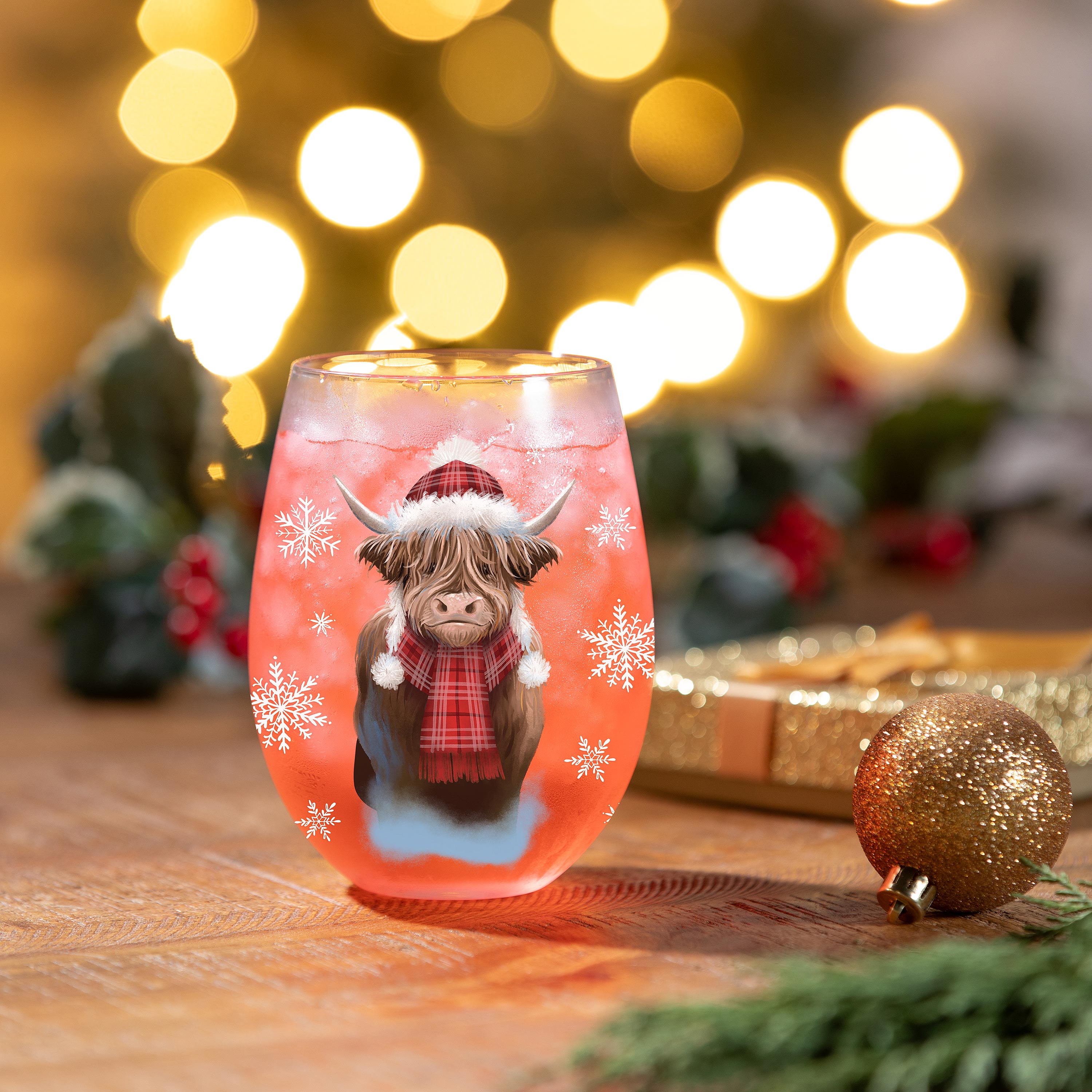Holly Homestead Wine Glass Stemless Glass, Highland Cow, 17oz