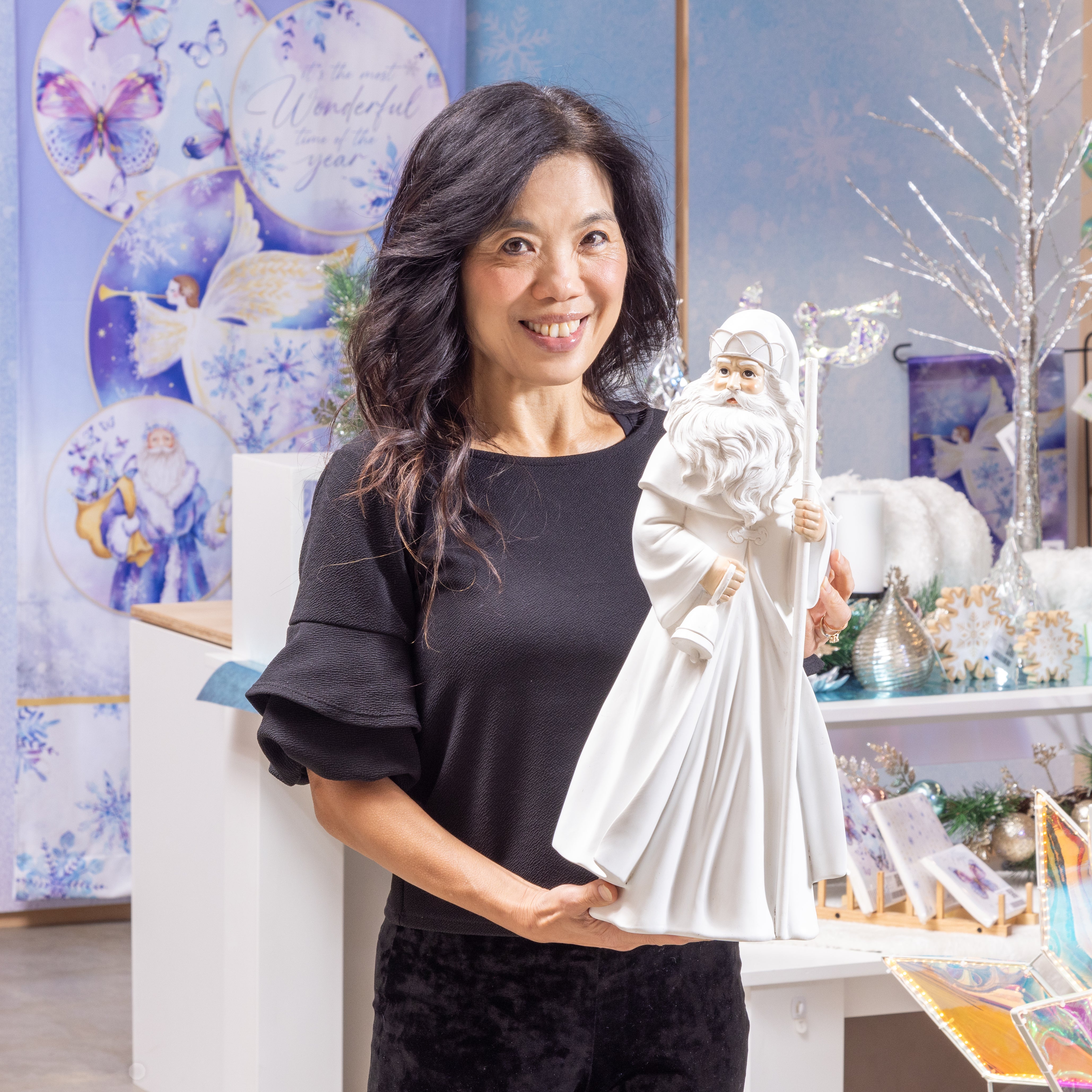 Season to Sparkle Garden Statue, Resin Garden Statue, Saint Nick