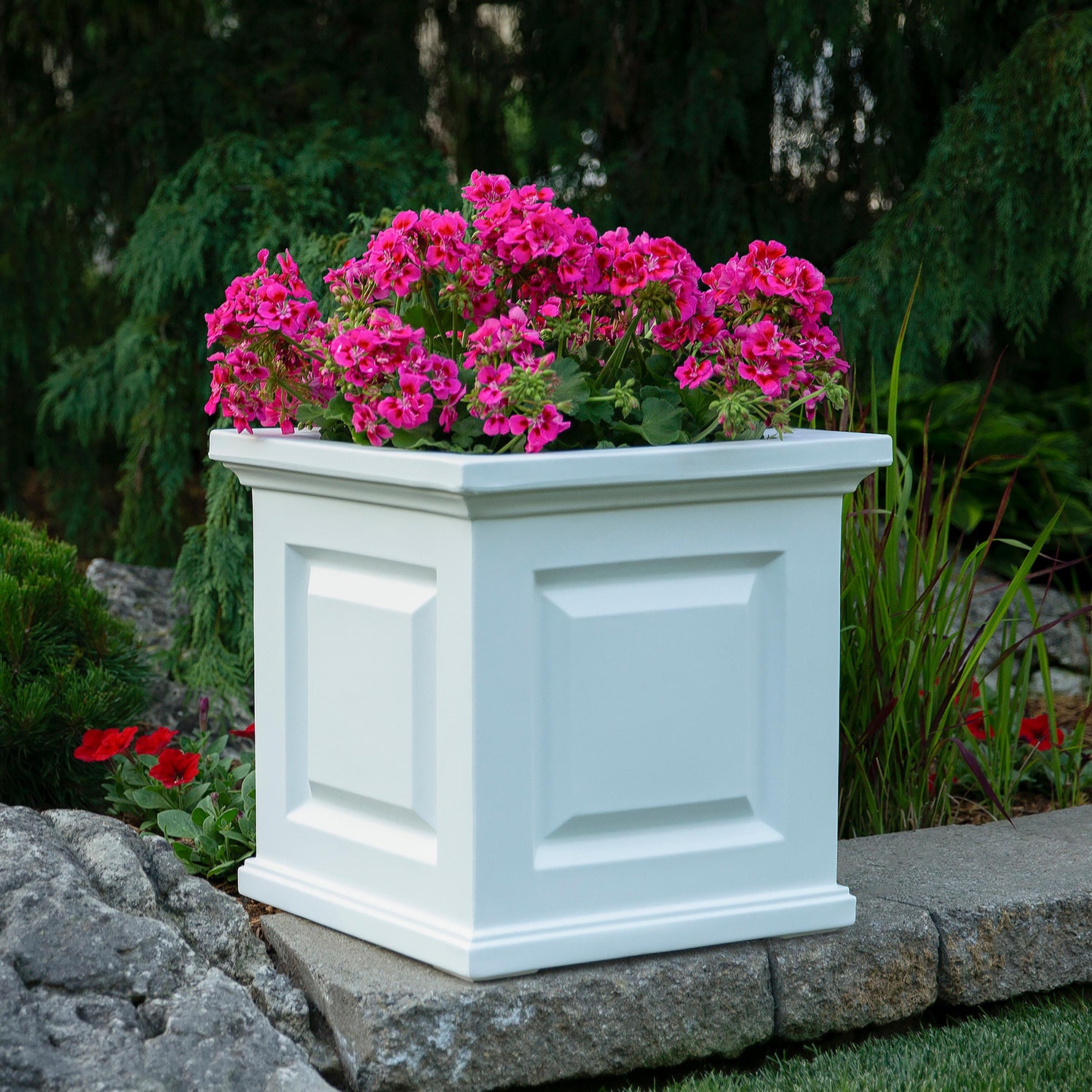 20 planter pots Mayne Nantucket 20 in. Square Planter