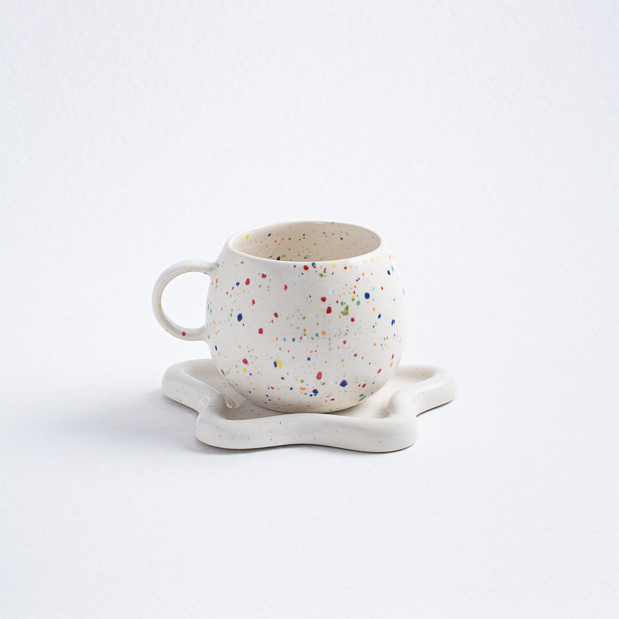 White Ball Stoneware Ceramic Mug, 17oz