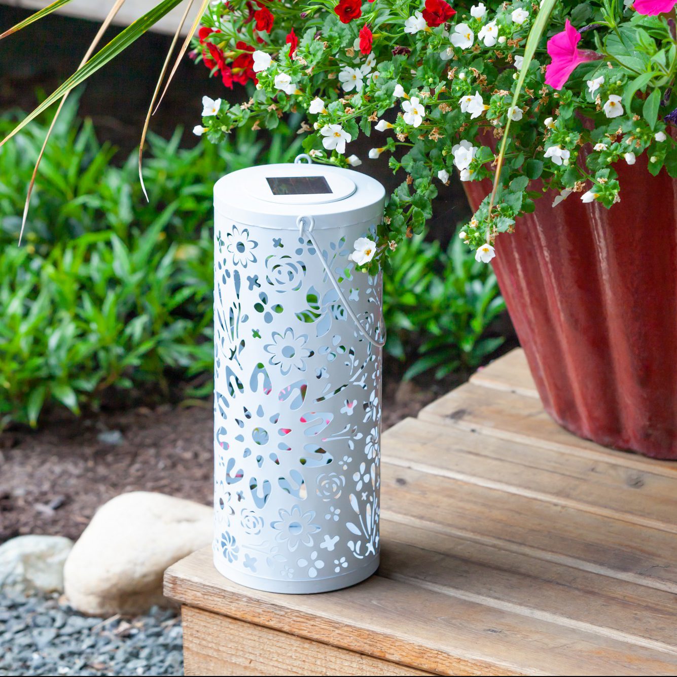 Bloom Punched Metal Solar Lantern - White – Plow & Hearth